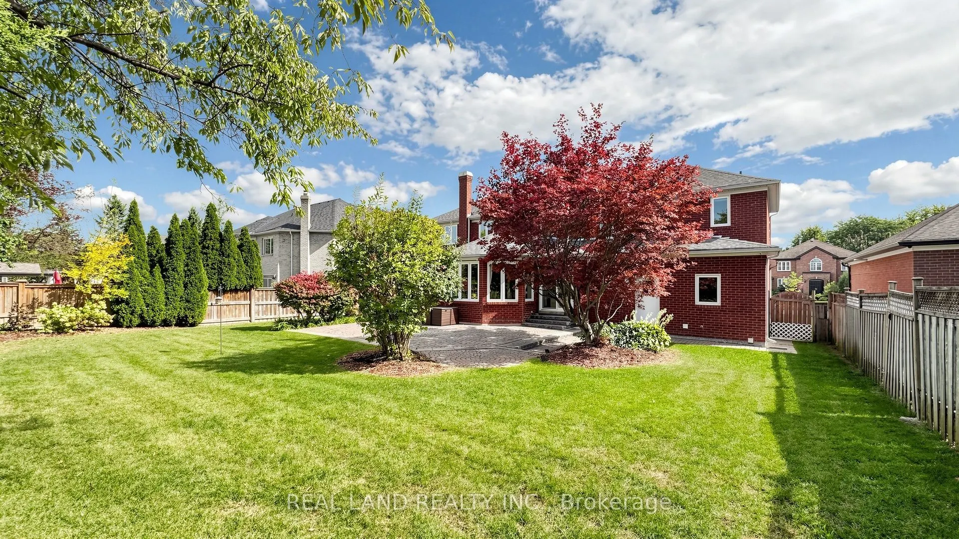 22 Ardwold Gate