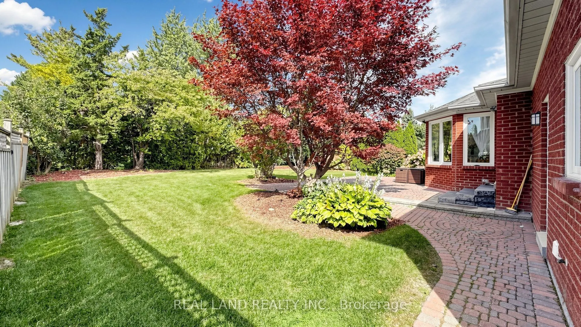 22 Ardwold Gate