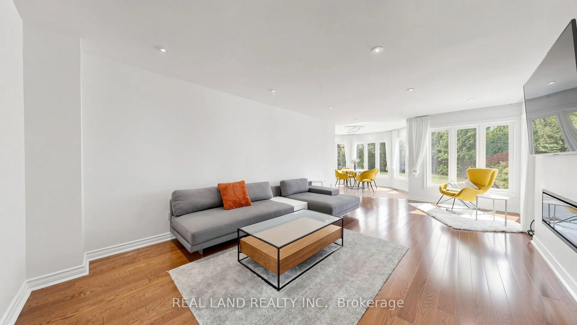 22 Ardwold Gate