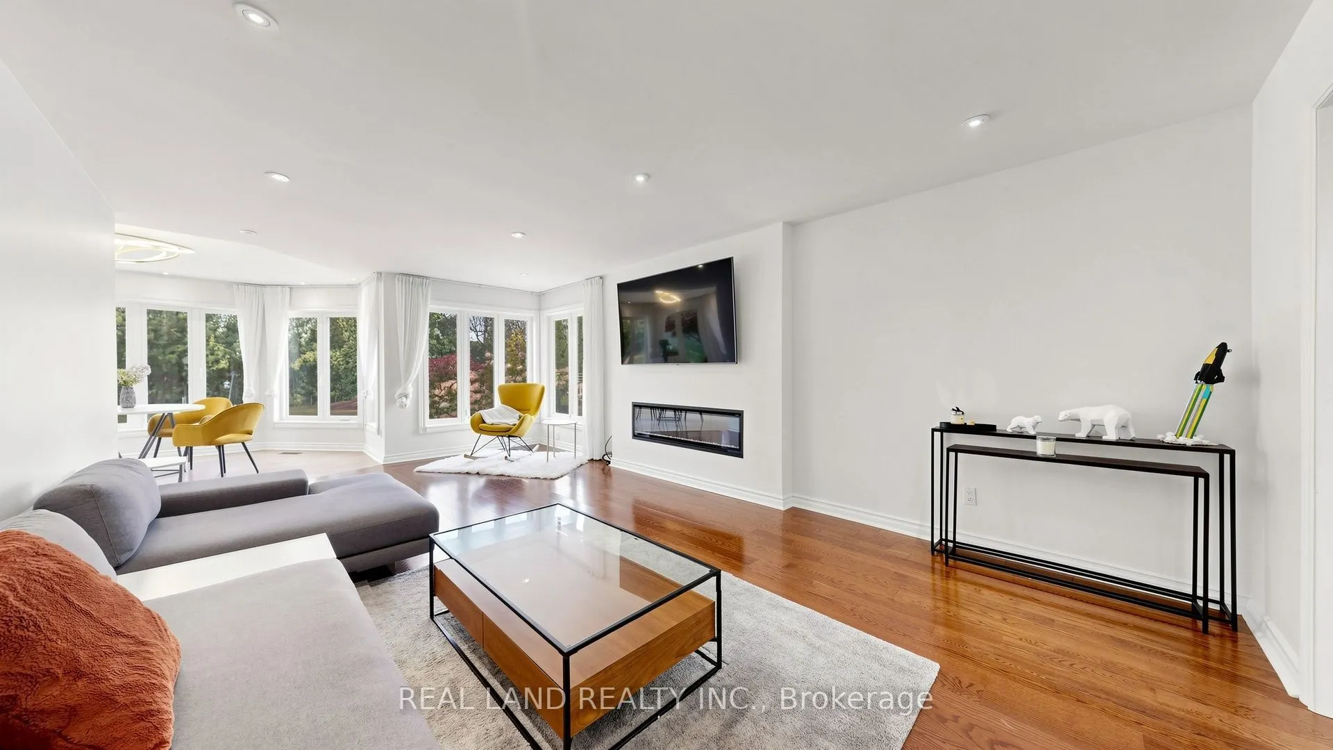 22 Ardwold Gate