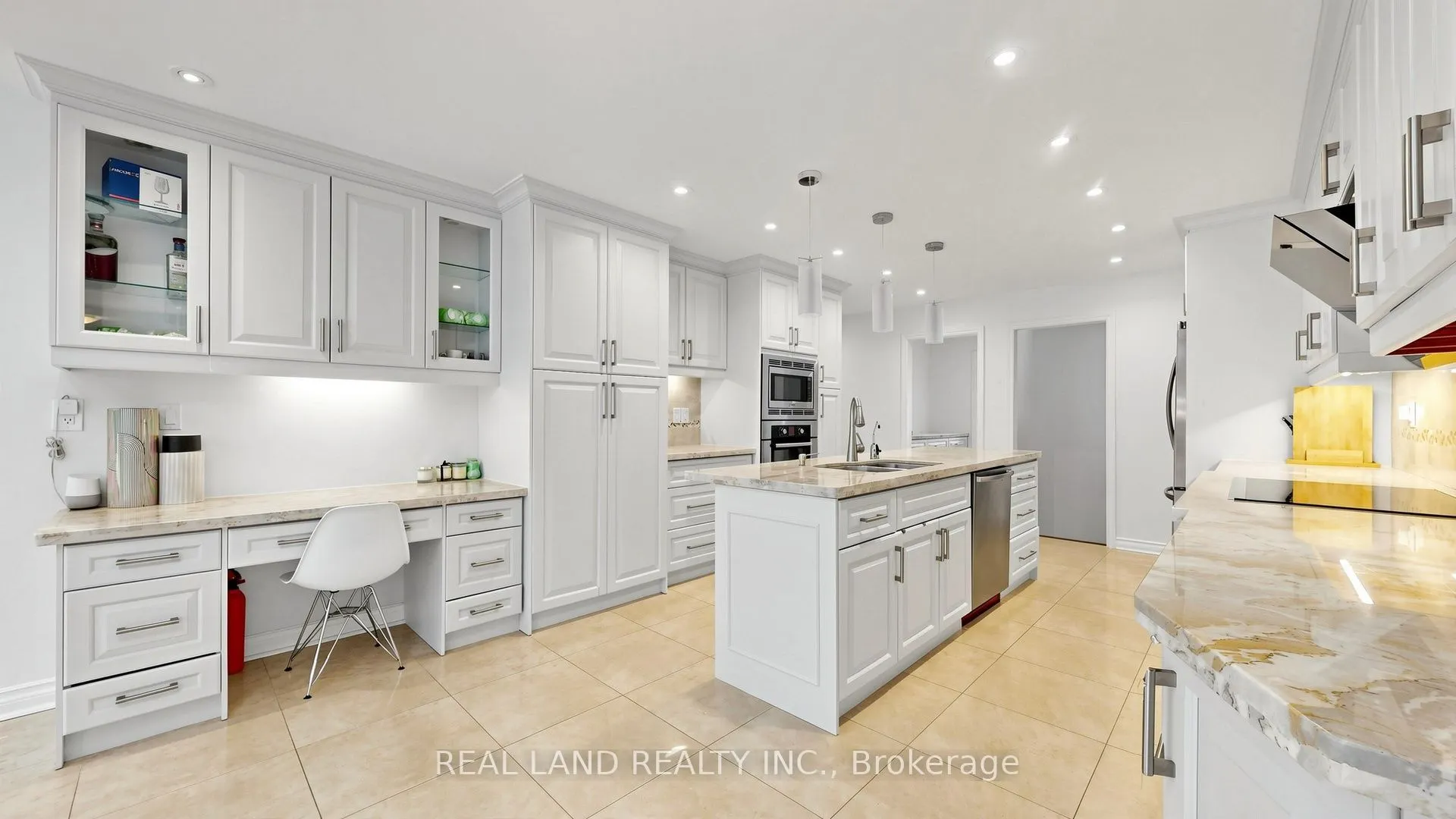 22 Ardwold Gate