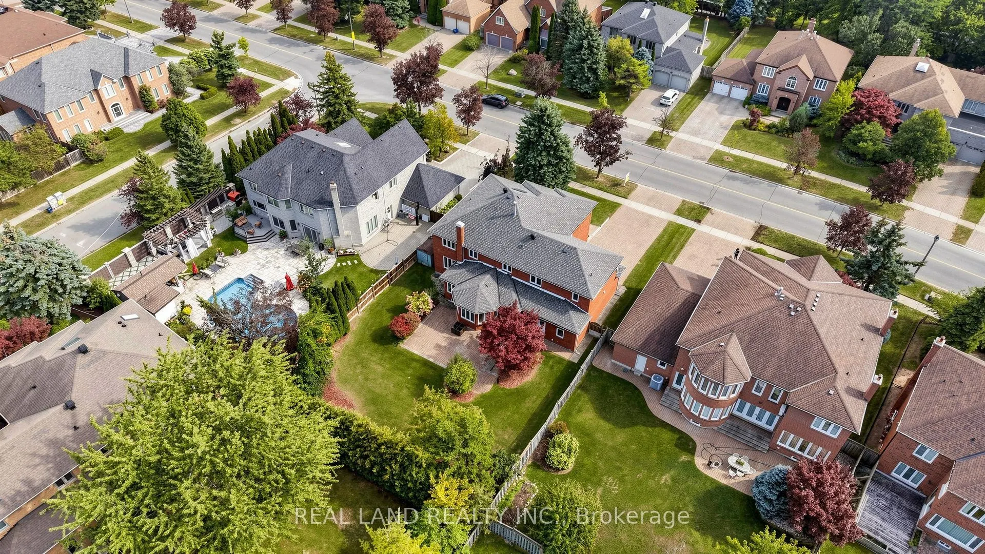 22 Ardwold Gate