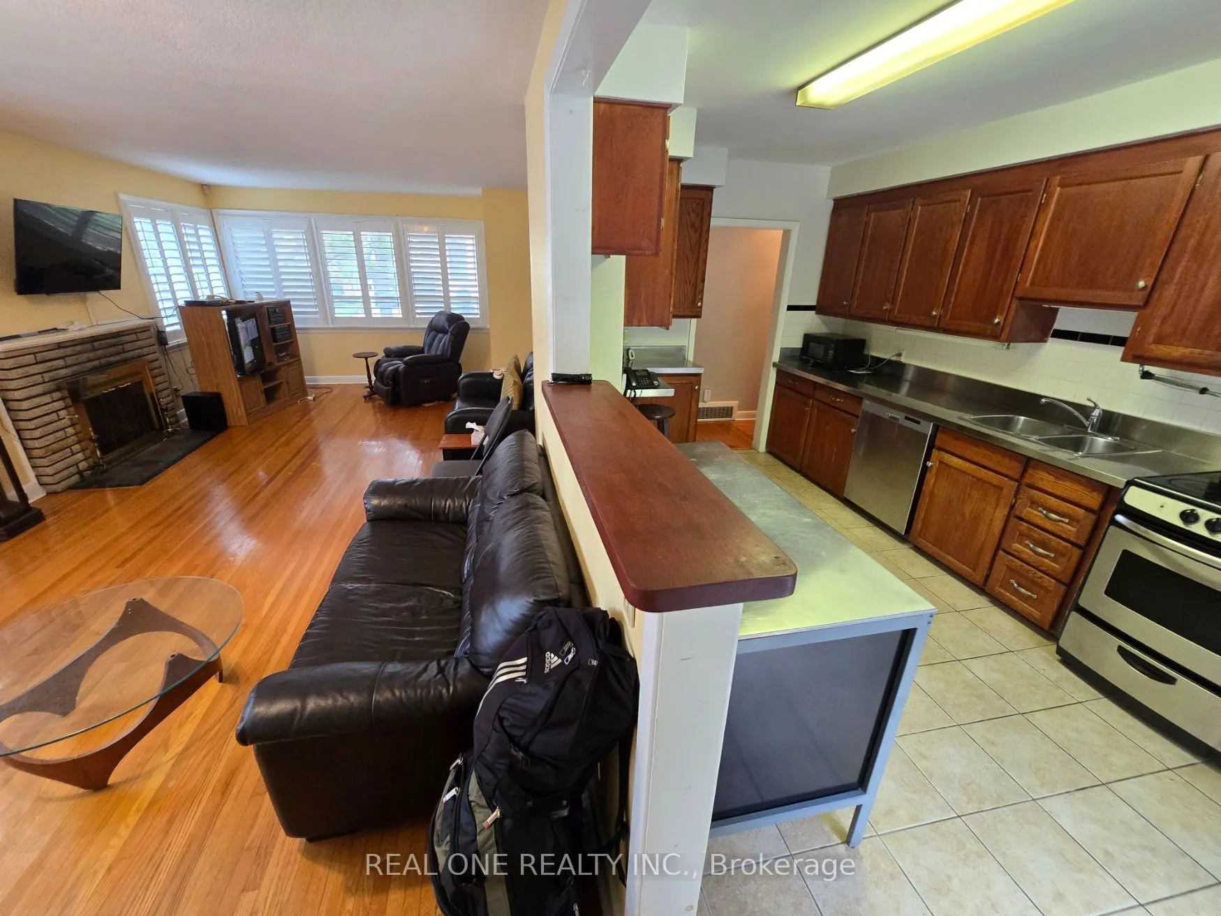 389 Kerrybrook Drive