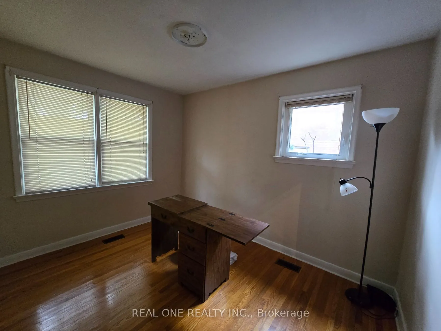 389 Kerrybrook Drive