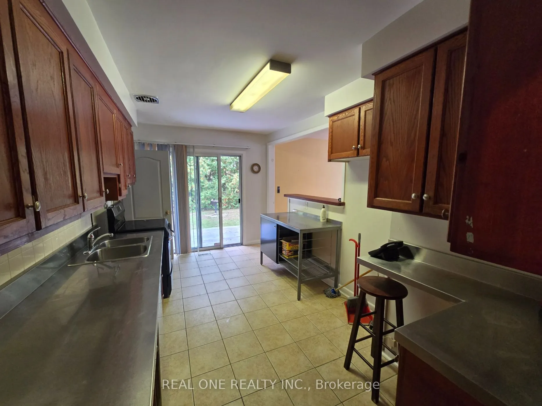 389 Kerrybrook Drive
