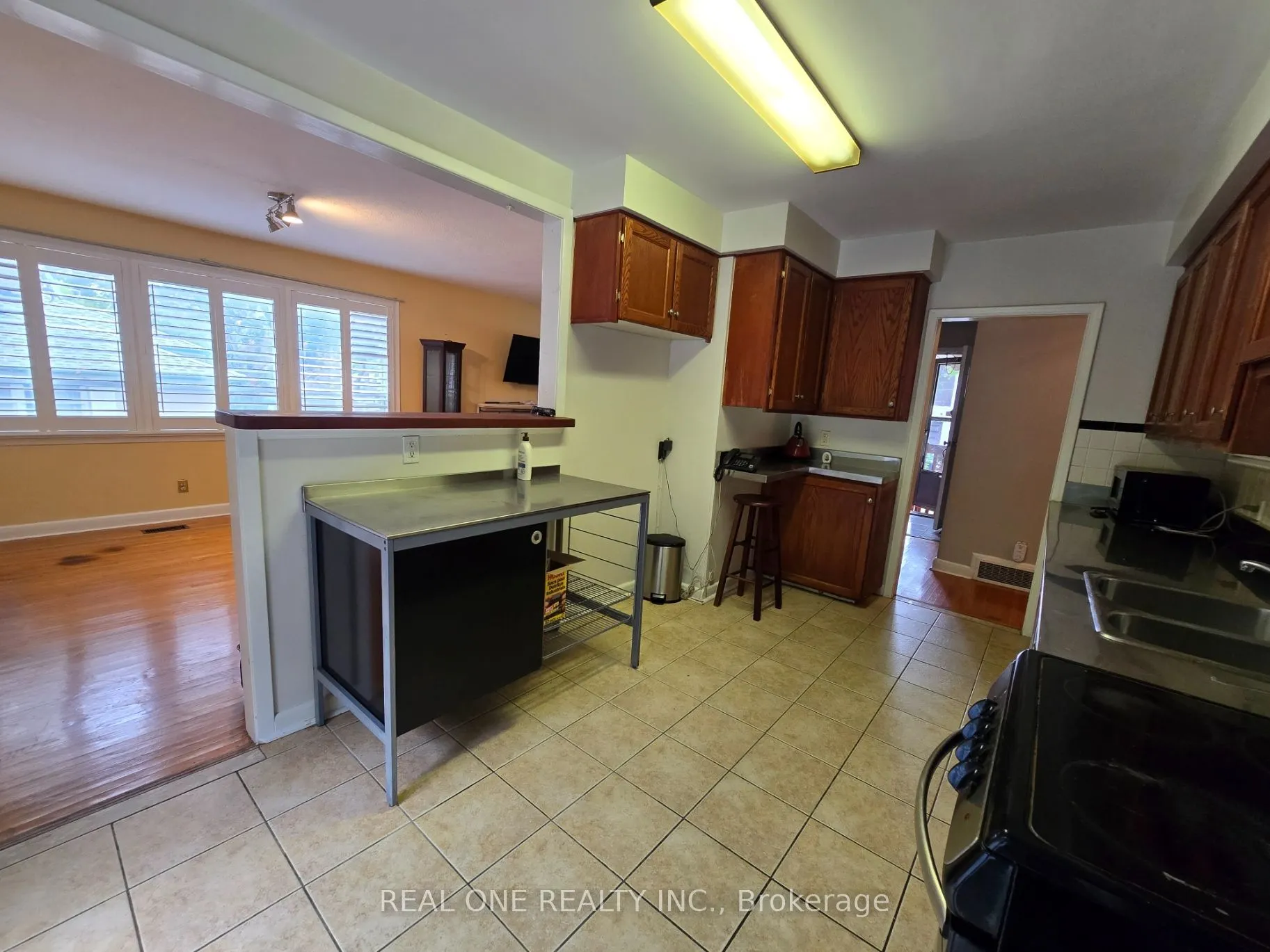 389 Kerrybrook Drive