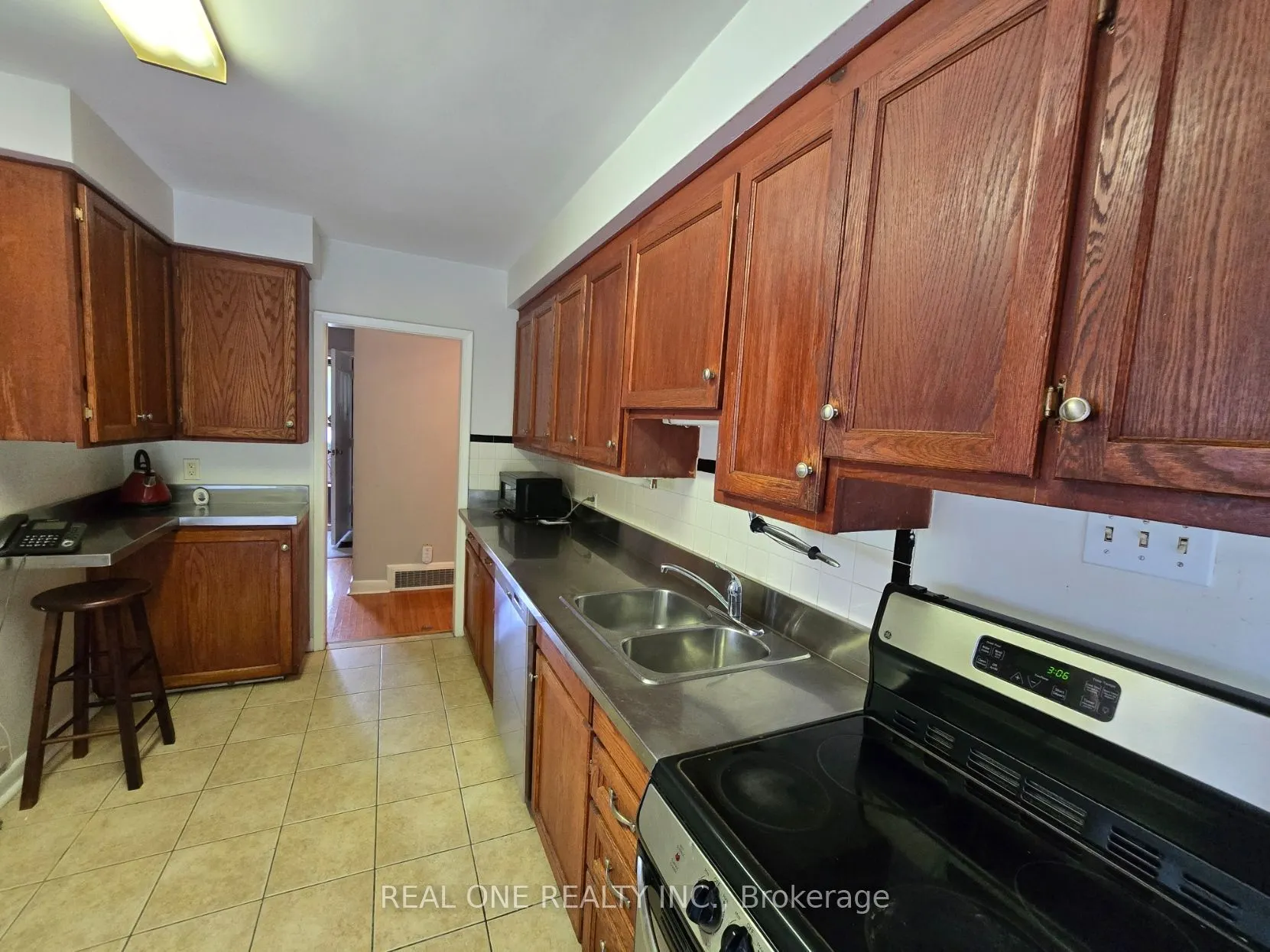 389 Kerrybrook Drive