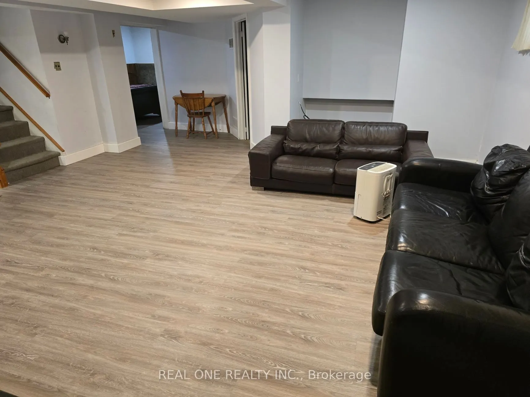 389 Kerrybrook Drive