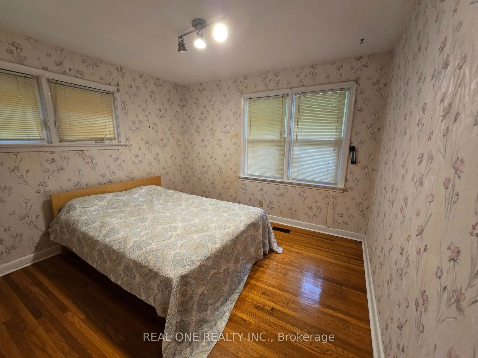 389 Kerrybrook Drive