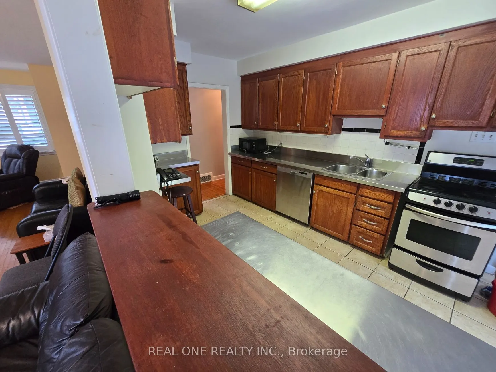 389 Kerrybrook Drive