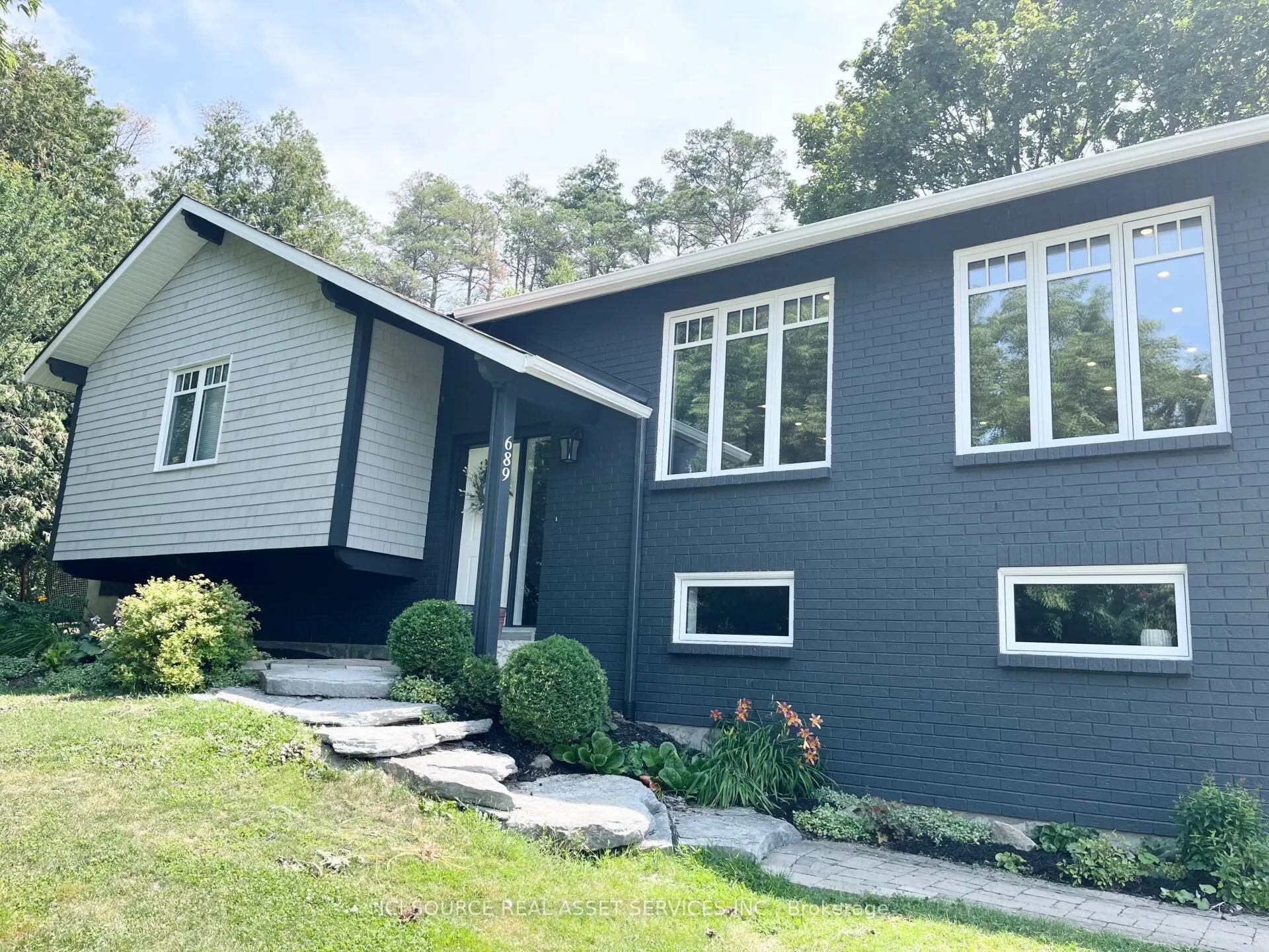 689 Ravenshoe Road