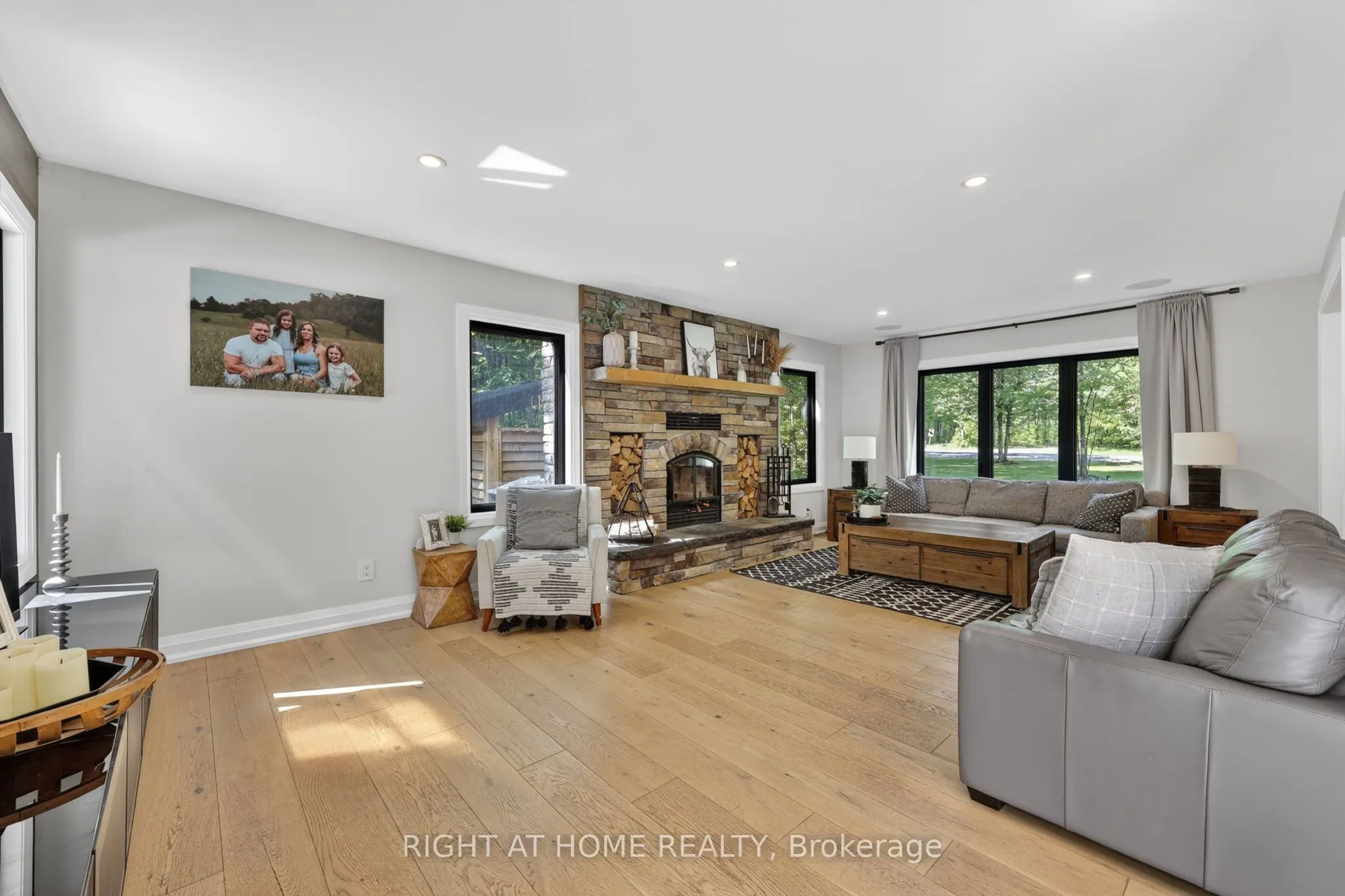16 Woodland Heights Drive