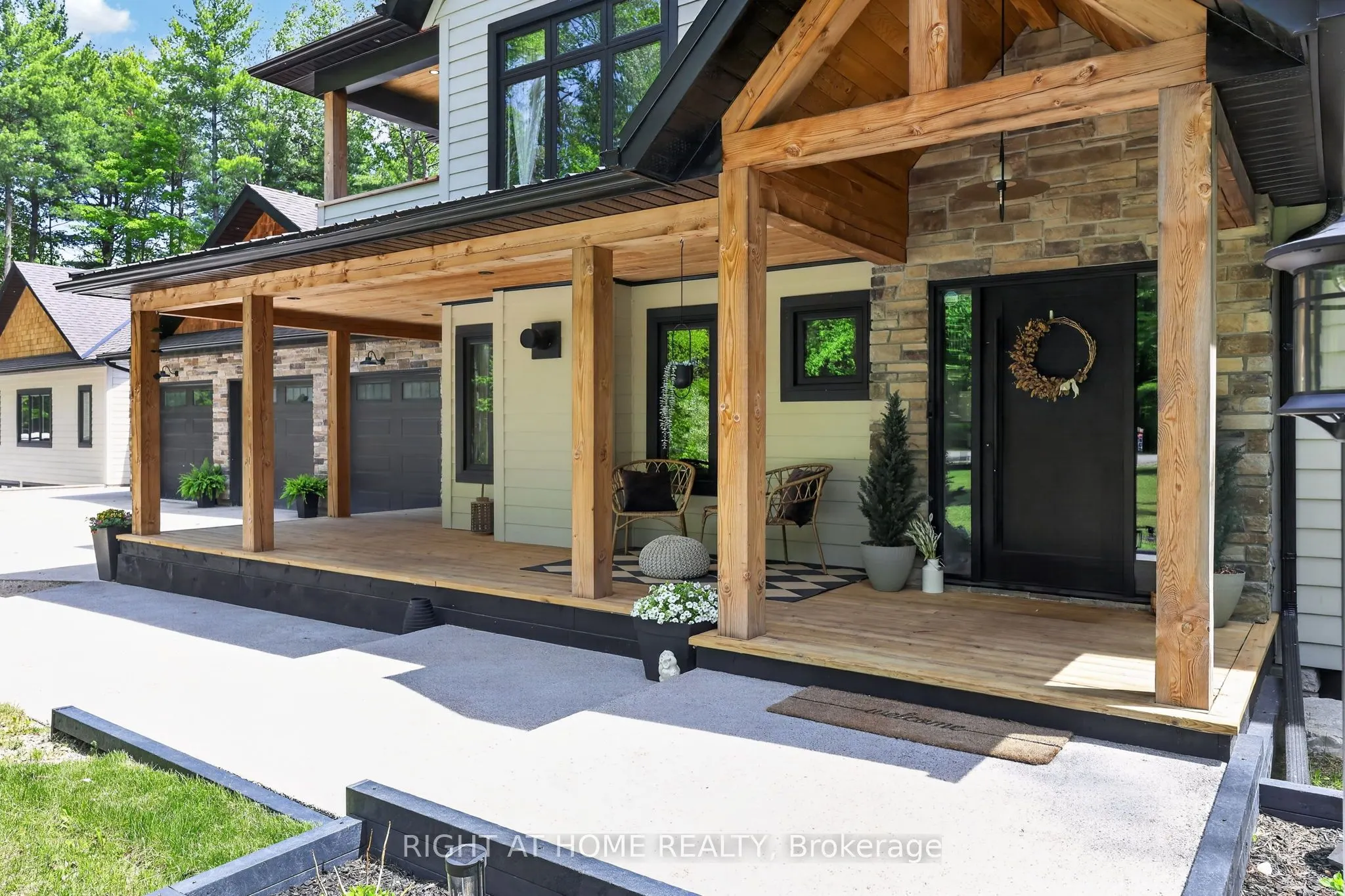 16 Woodland Heights Drive