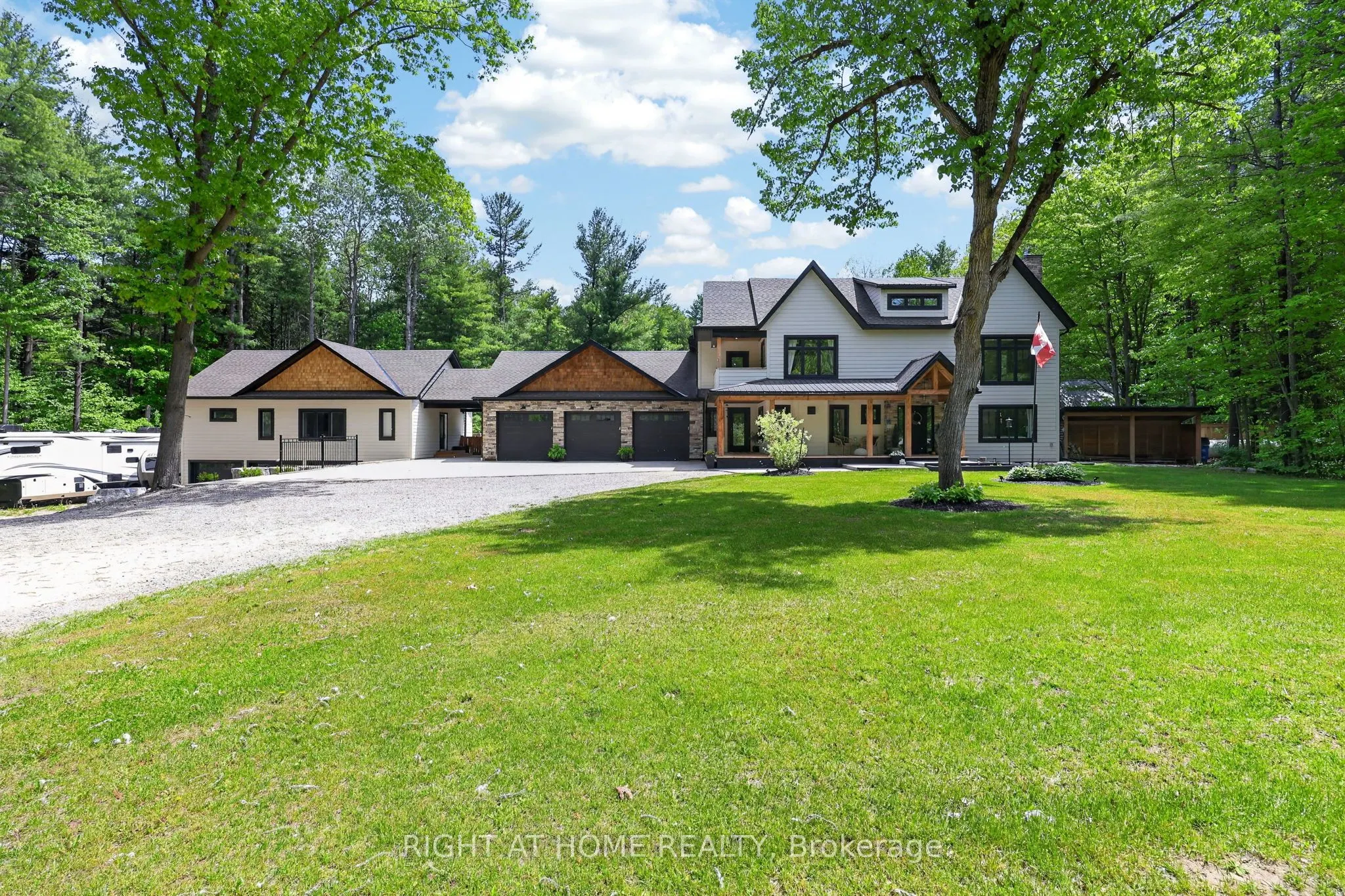 16 Woodland Heights Drive