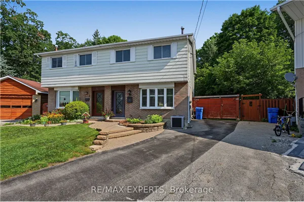 326 Oakwood Court