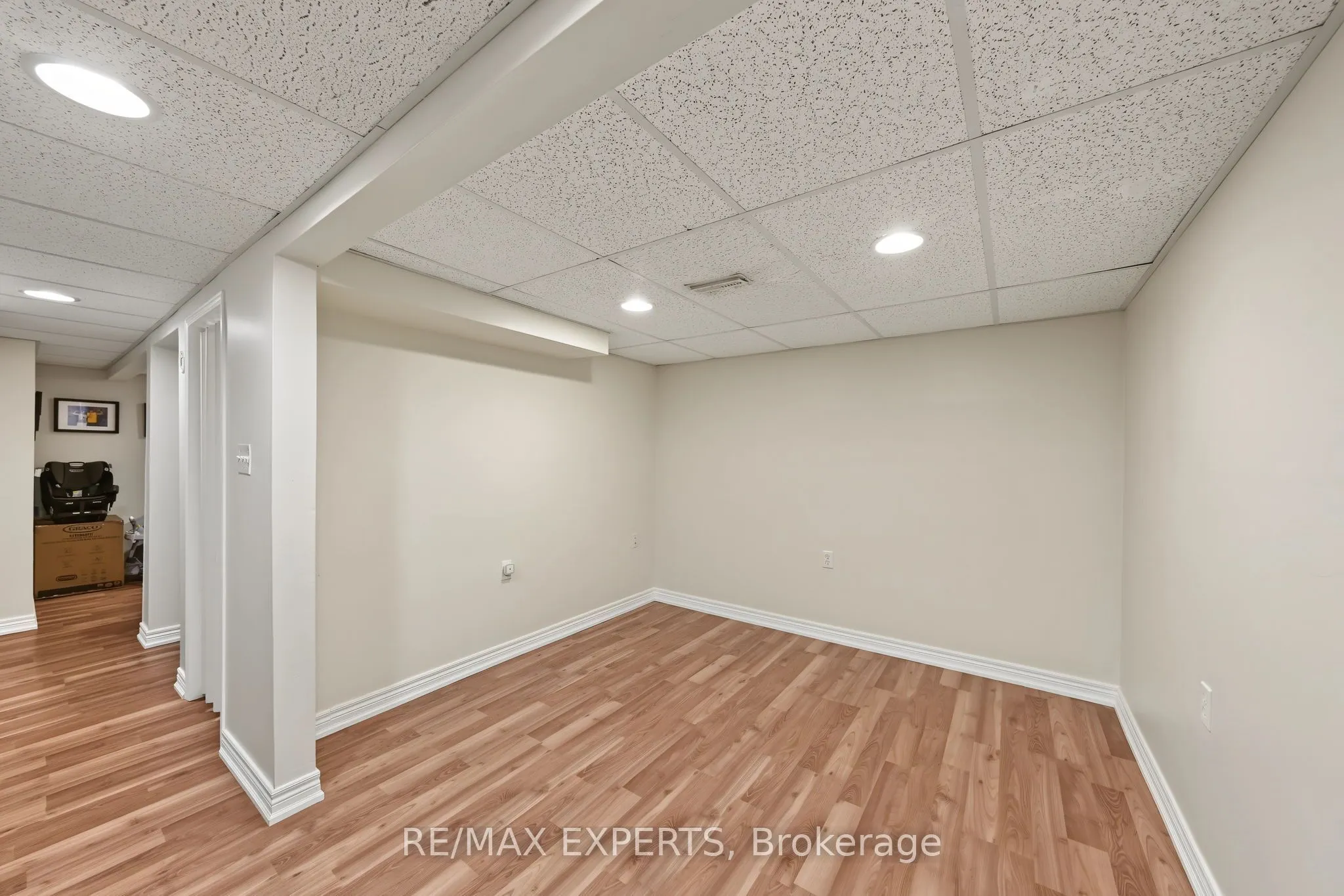 326 Oakwood Court