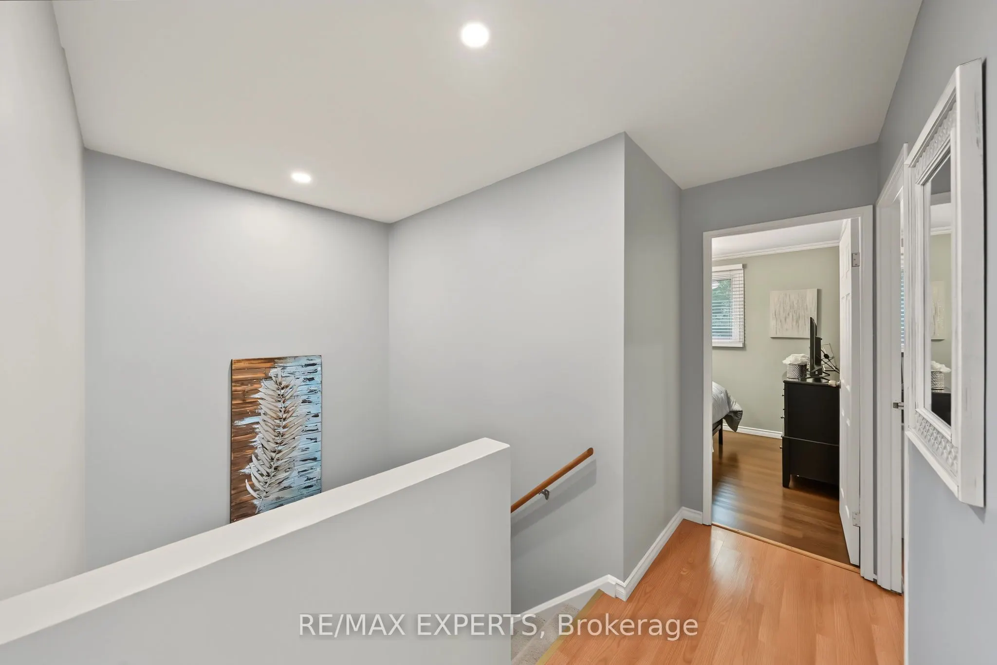 326 Oakwood Court