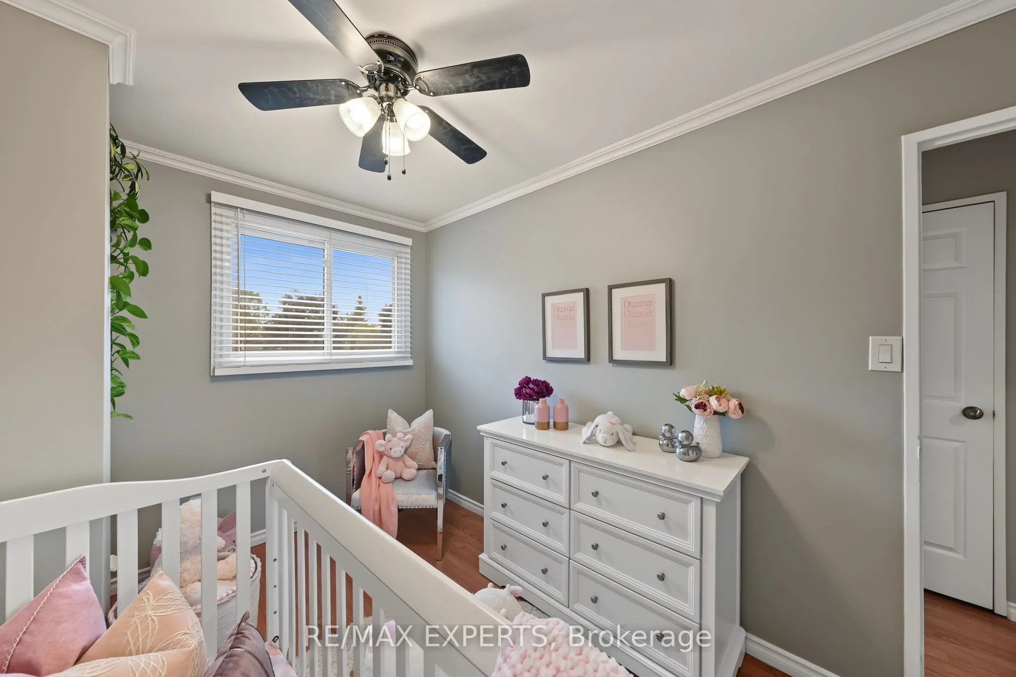 326 Oakwood Court