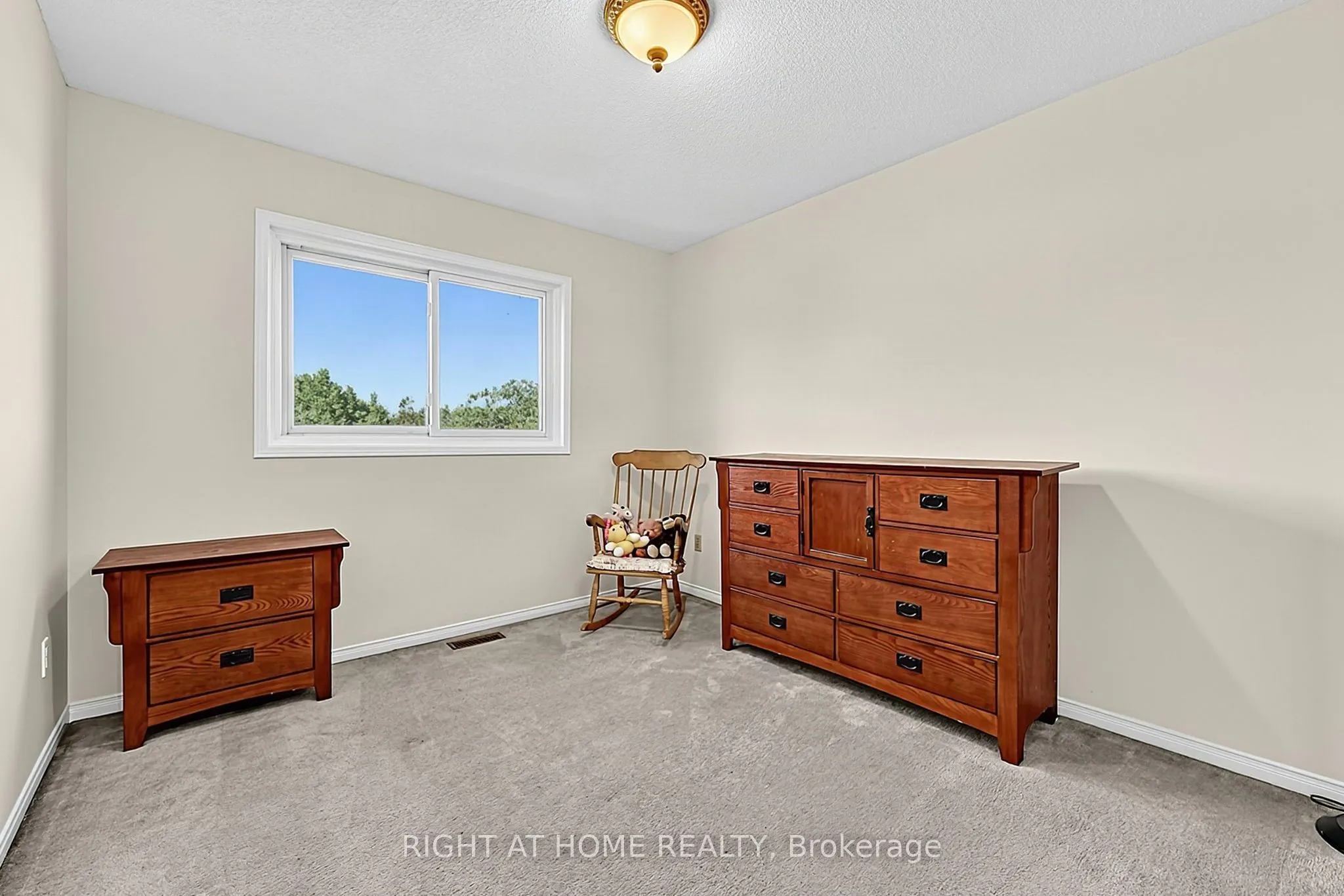 44 Edenbridge Drive