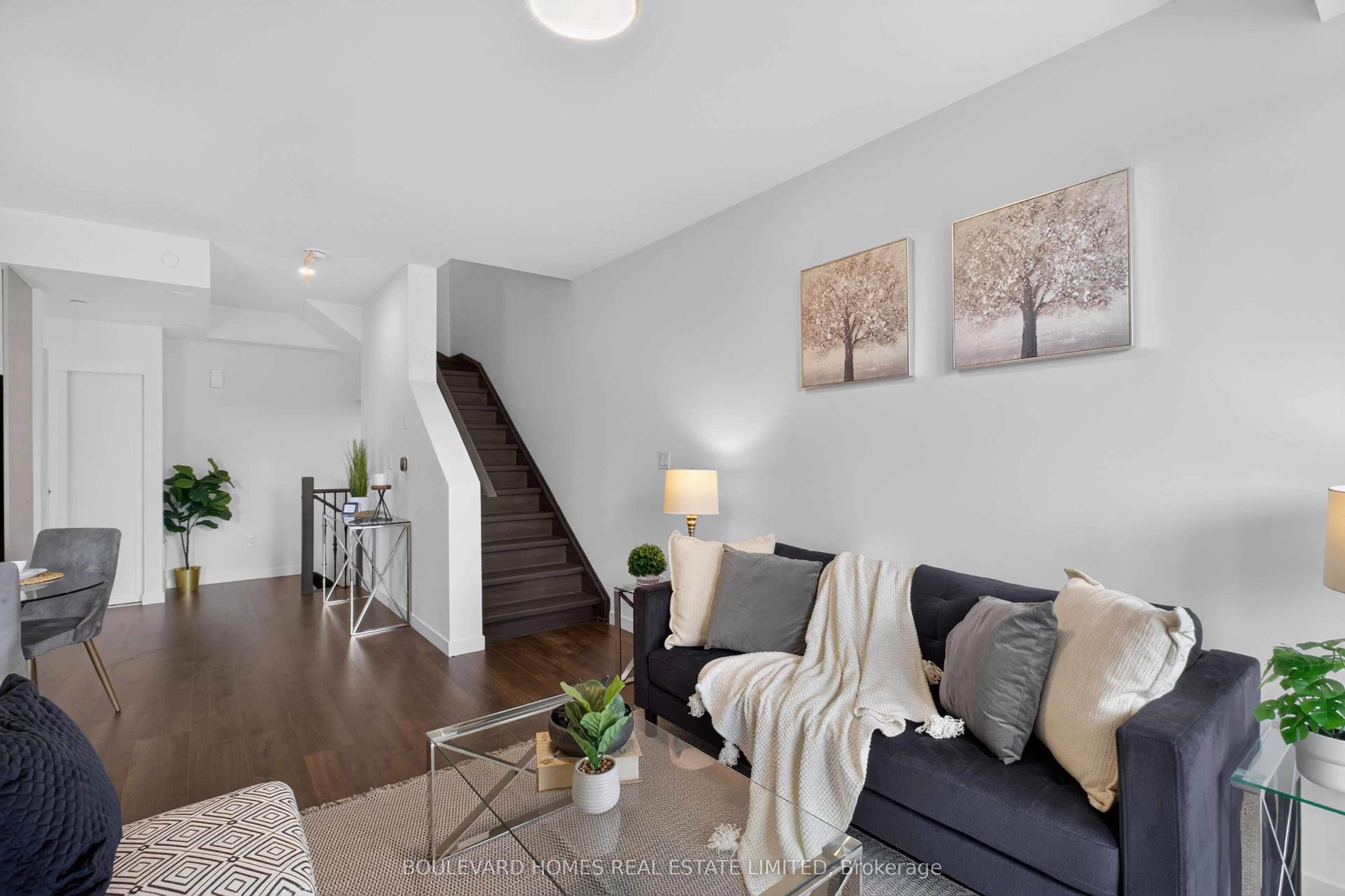 30 Markdale Lane #13