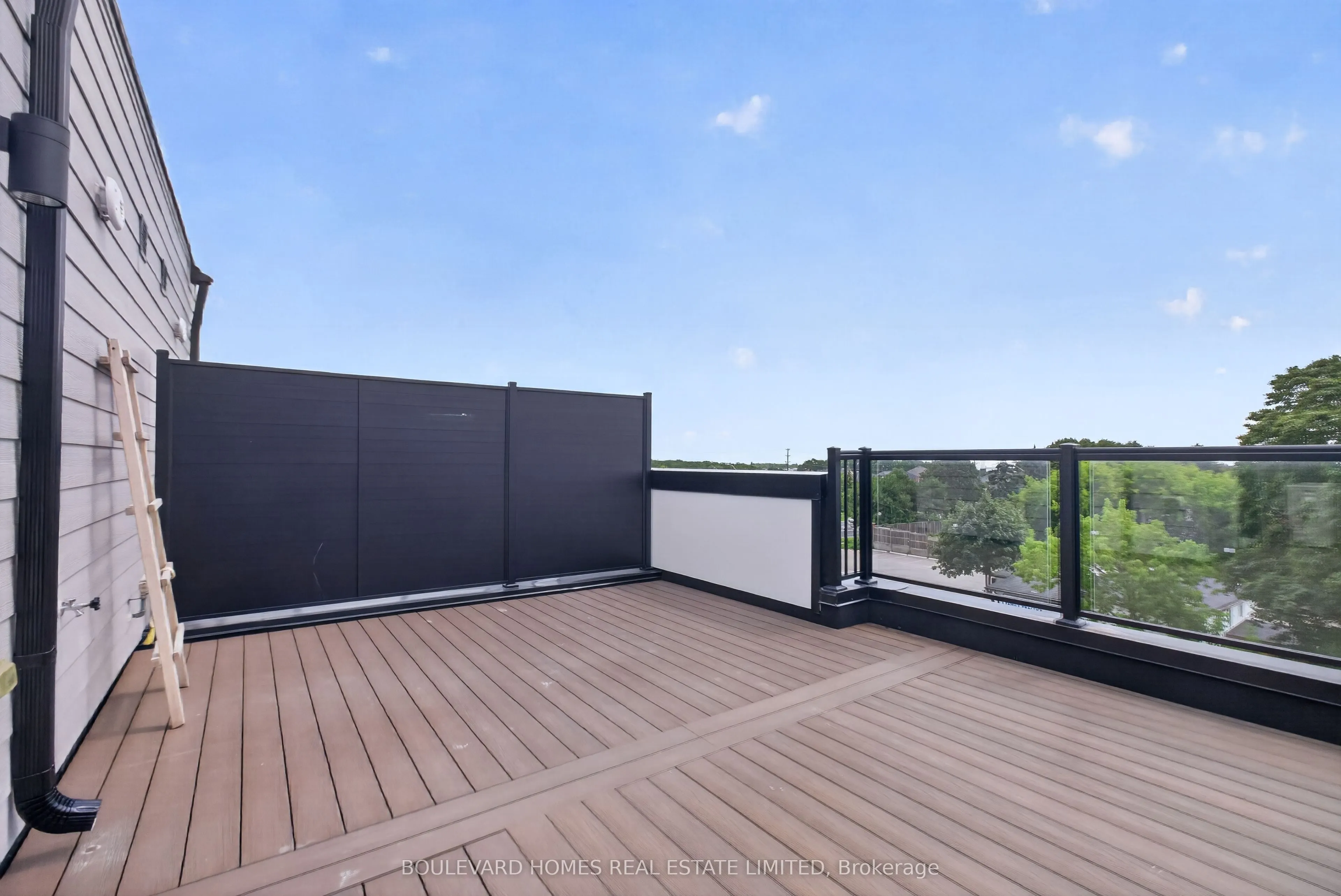 30 Markdale Lane #13