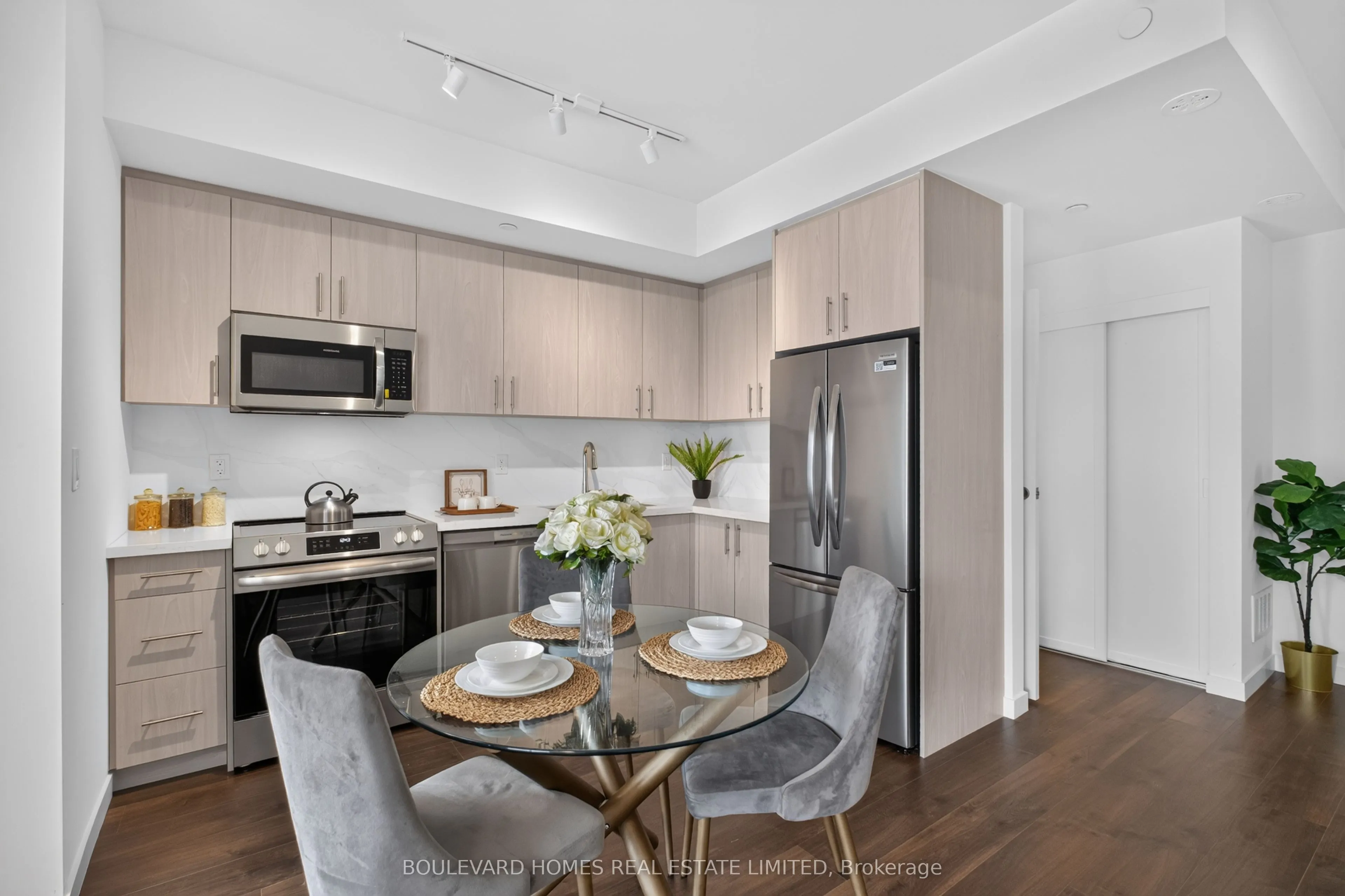 30 Markdale Lane #13