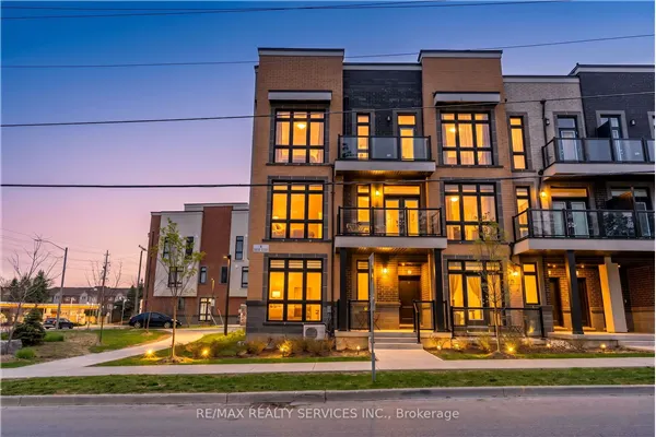 1 Bond Crescent