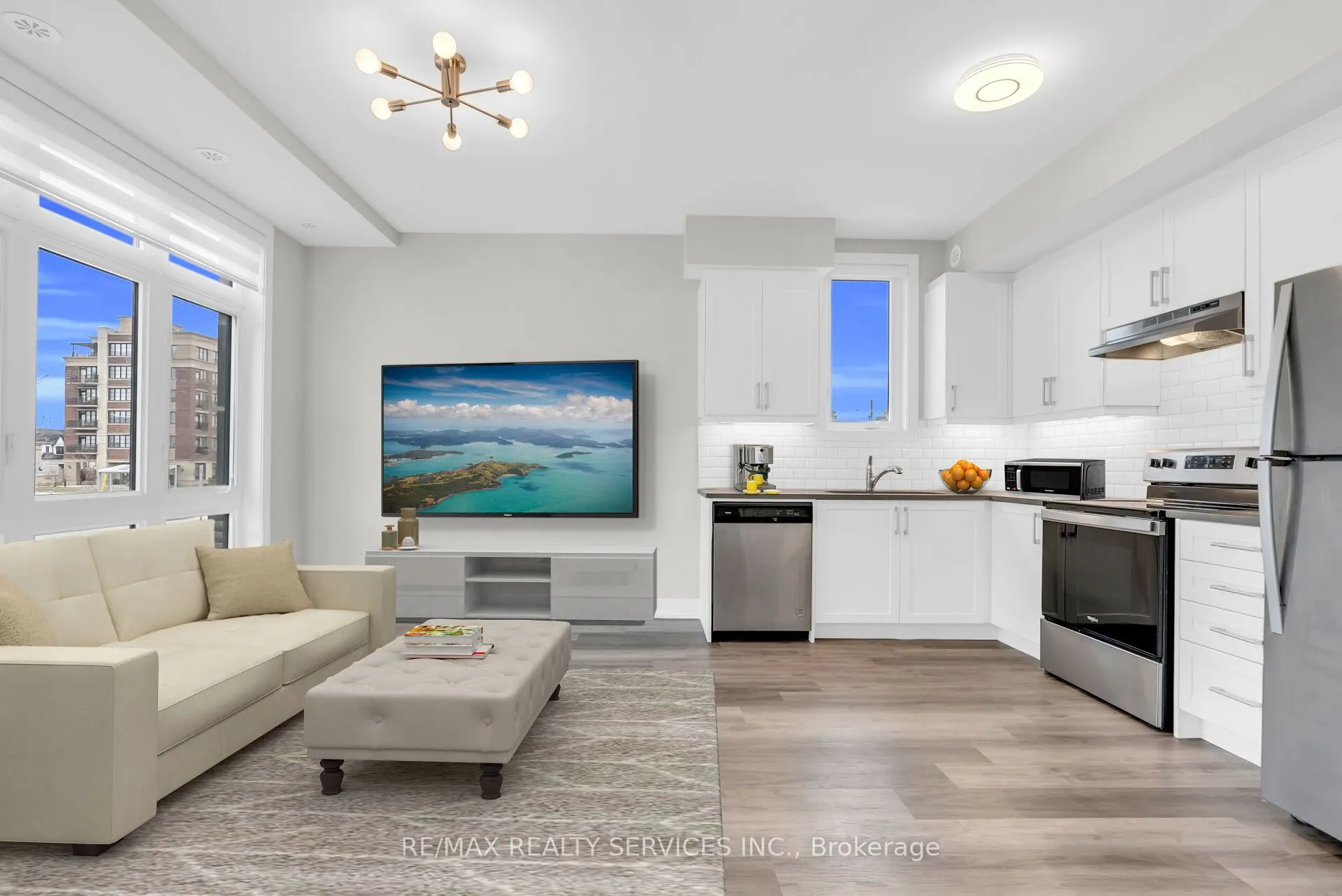 1 Bond Crescent #5