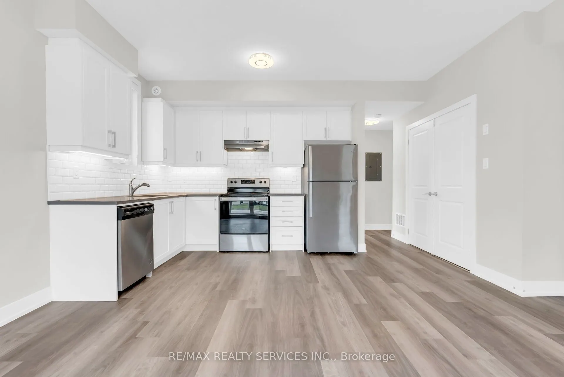 1 Bond Crescent #5