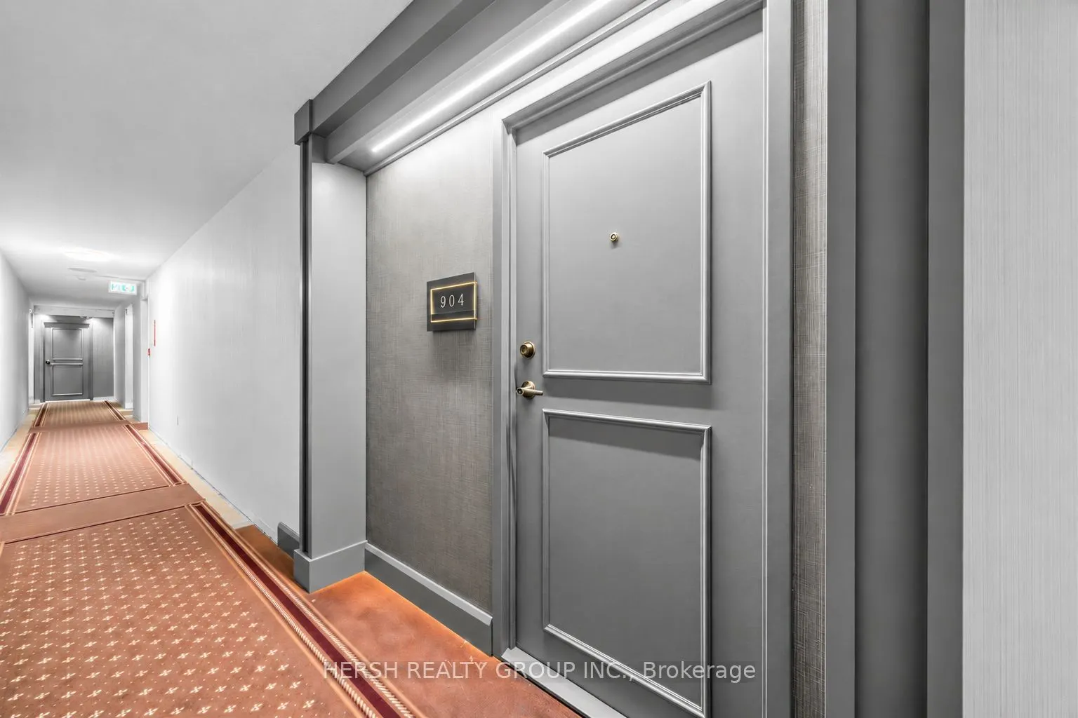 7 Townsgate Boulevard #904