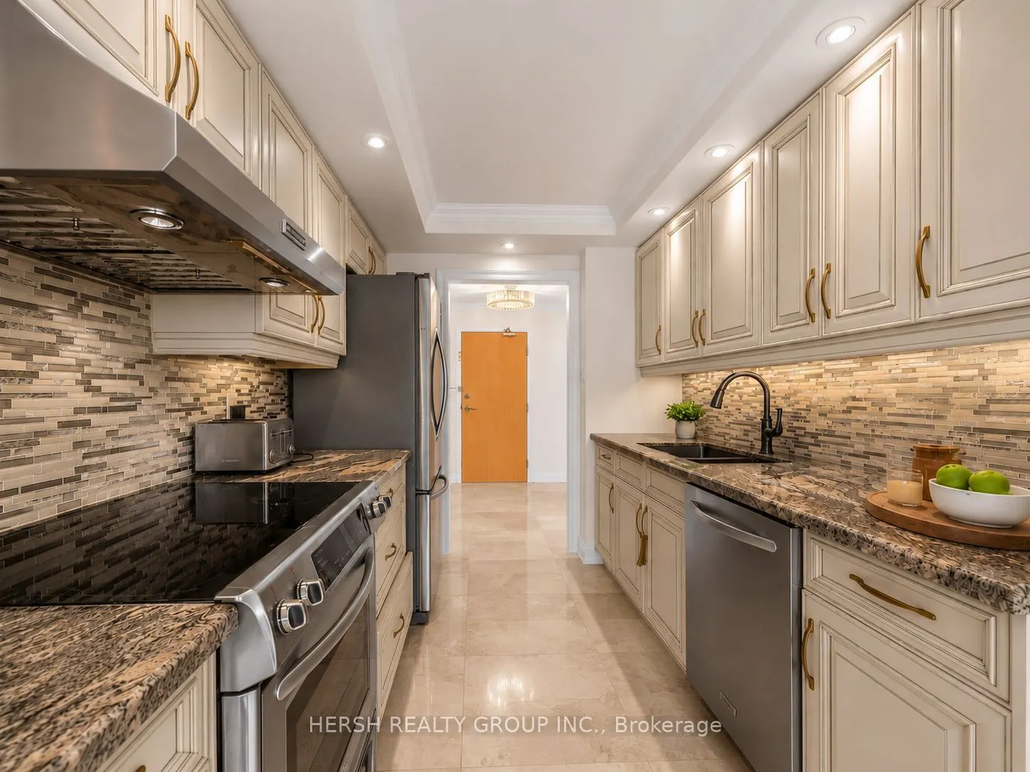 7 Townsgate Boulevard #904