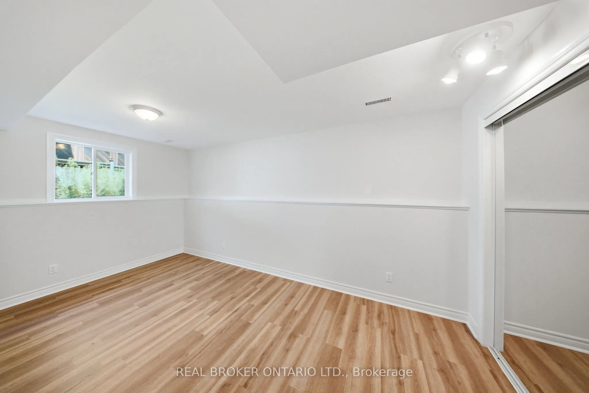 5 John Harvey Street