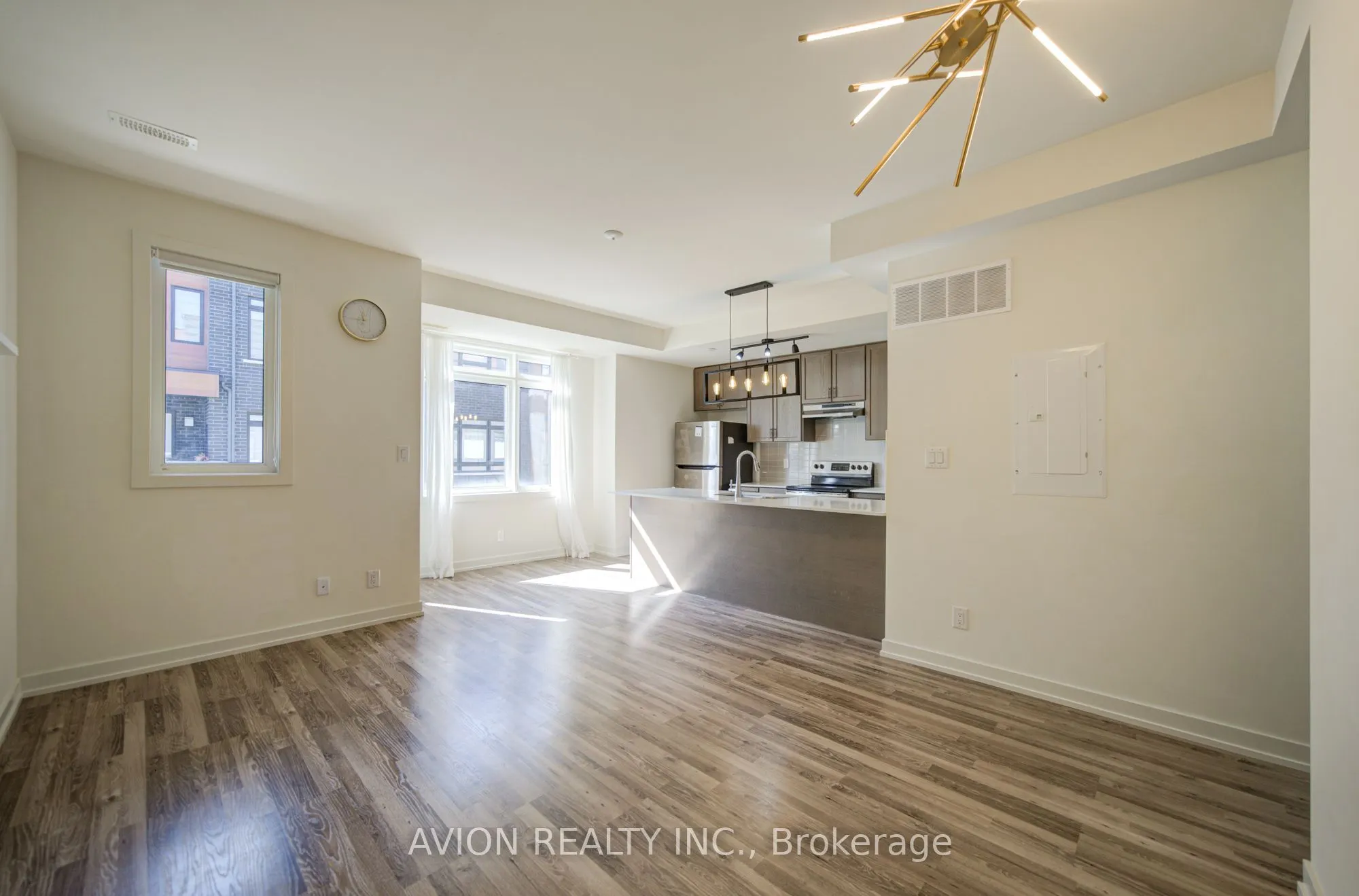 370 Red Maple Road #83