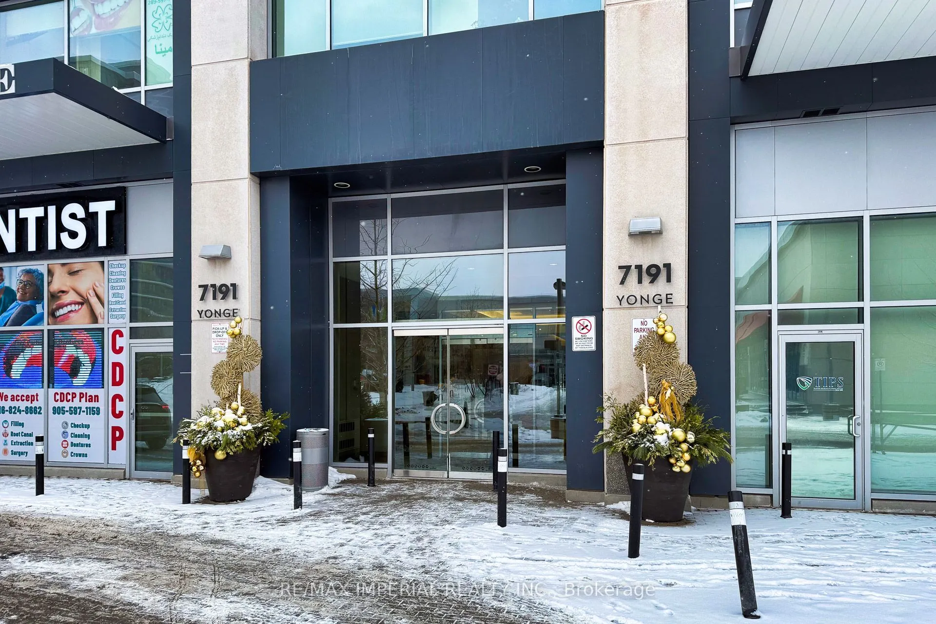 7191 Yonge Street #803