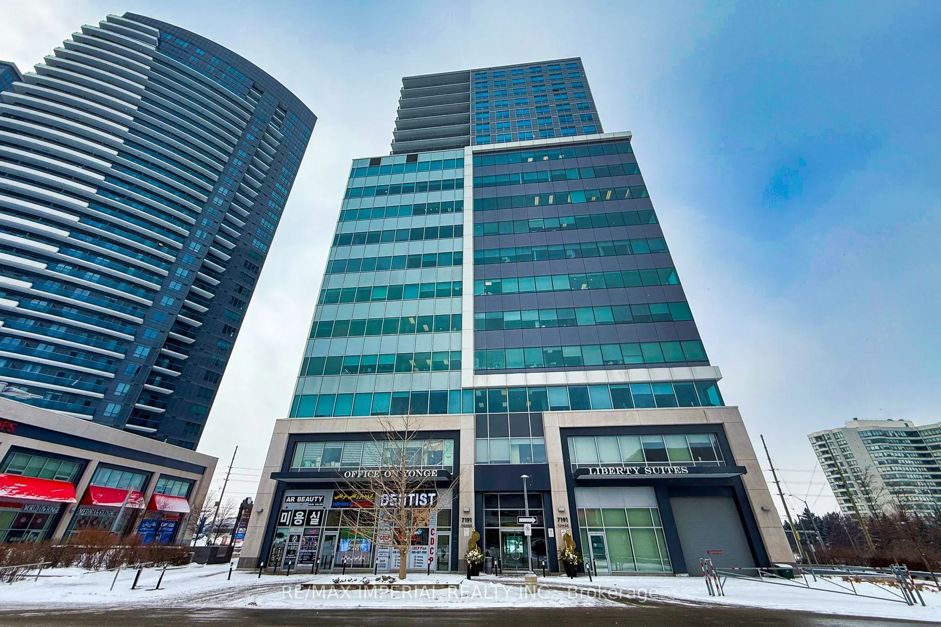 7191 Yonge Street #803