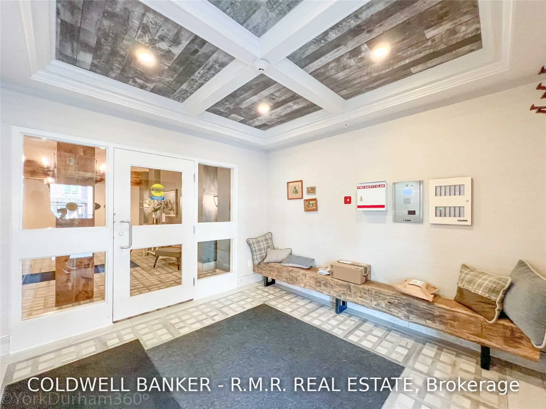 157 Wellington Street E #103