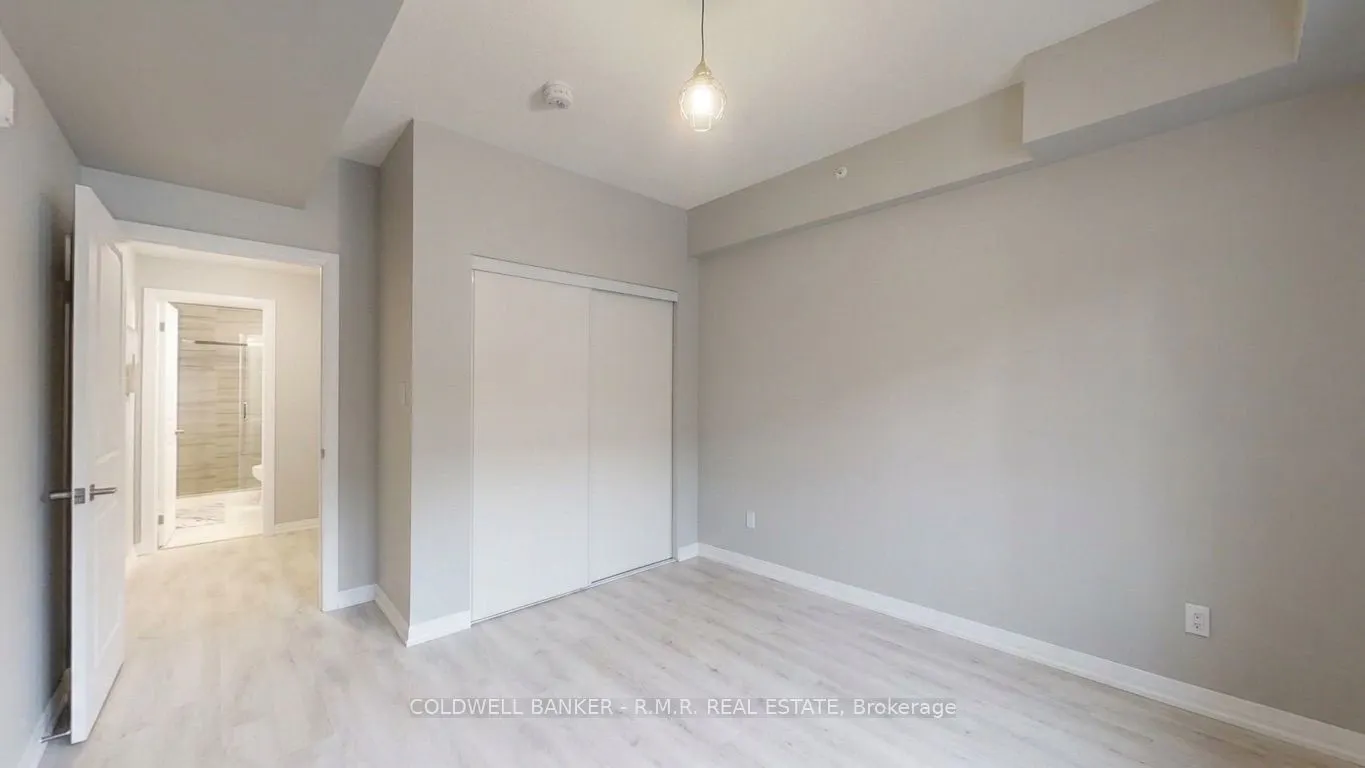 157 Wellington Street E #103