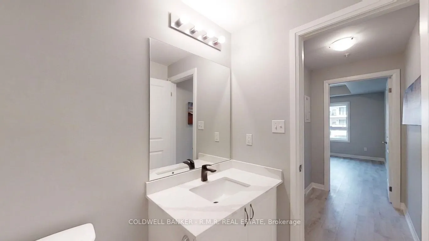 157 Wellington Street E #103