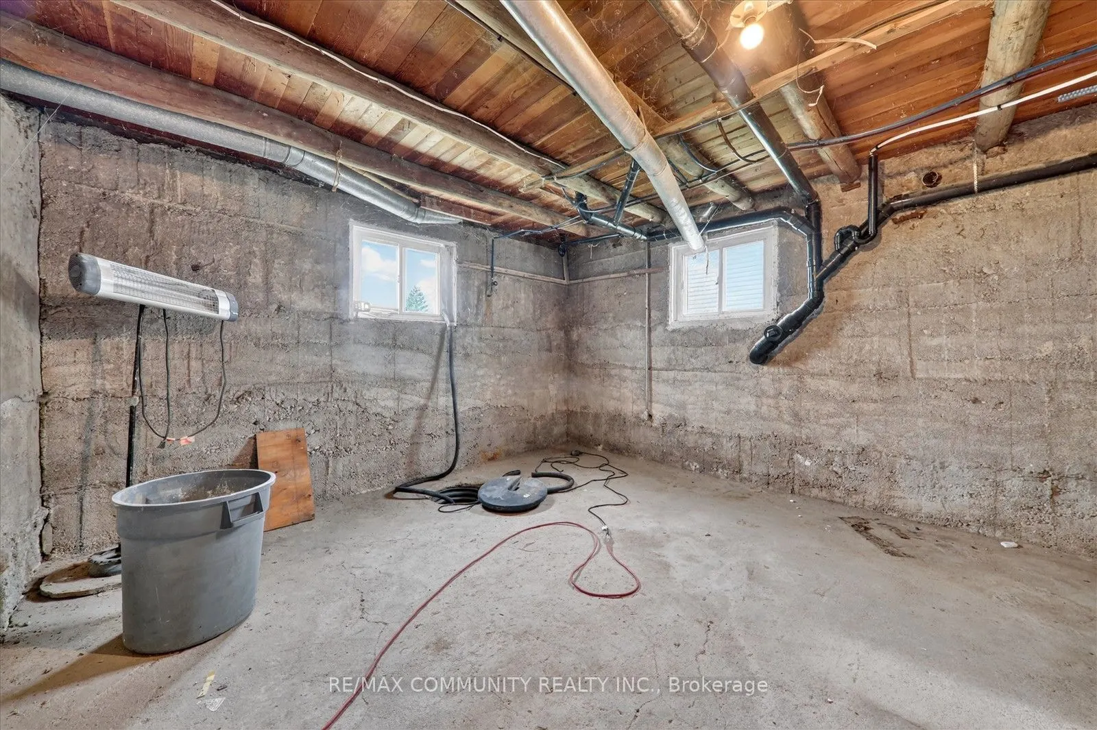 6 Sunkist Road