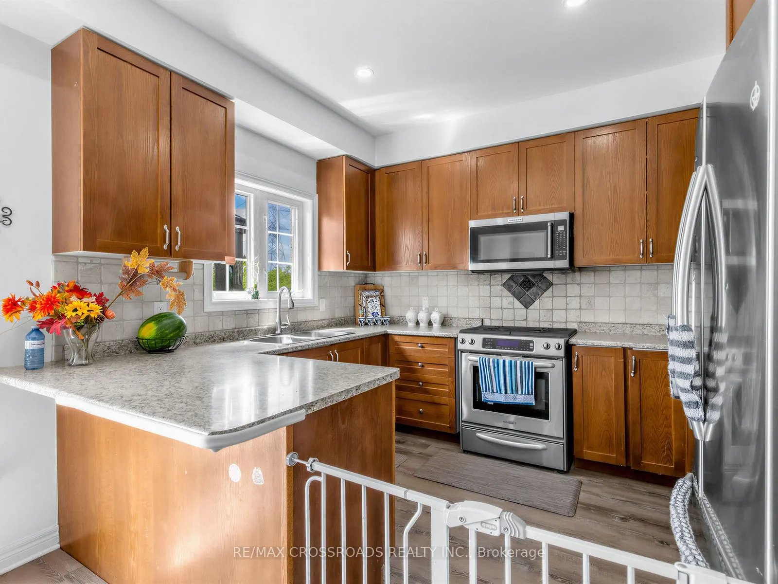 23 Worthview Drive S