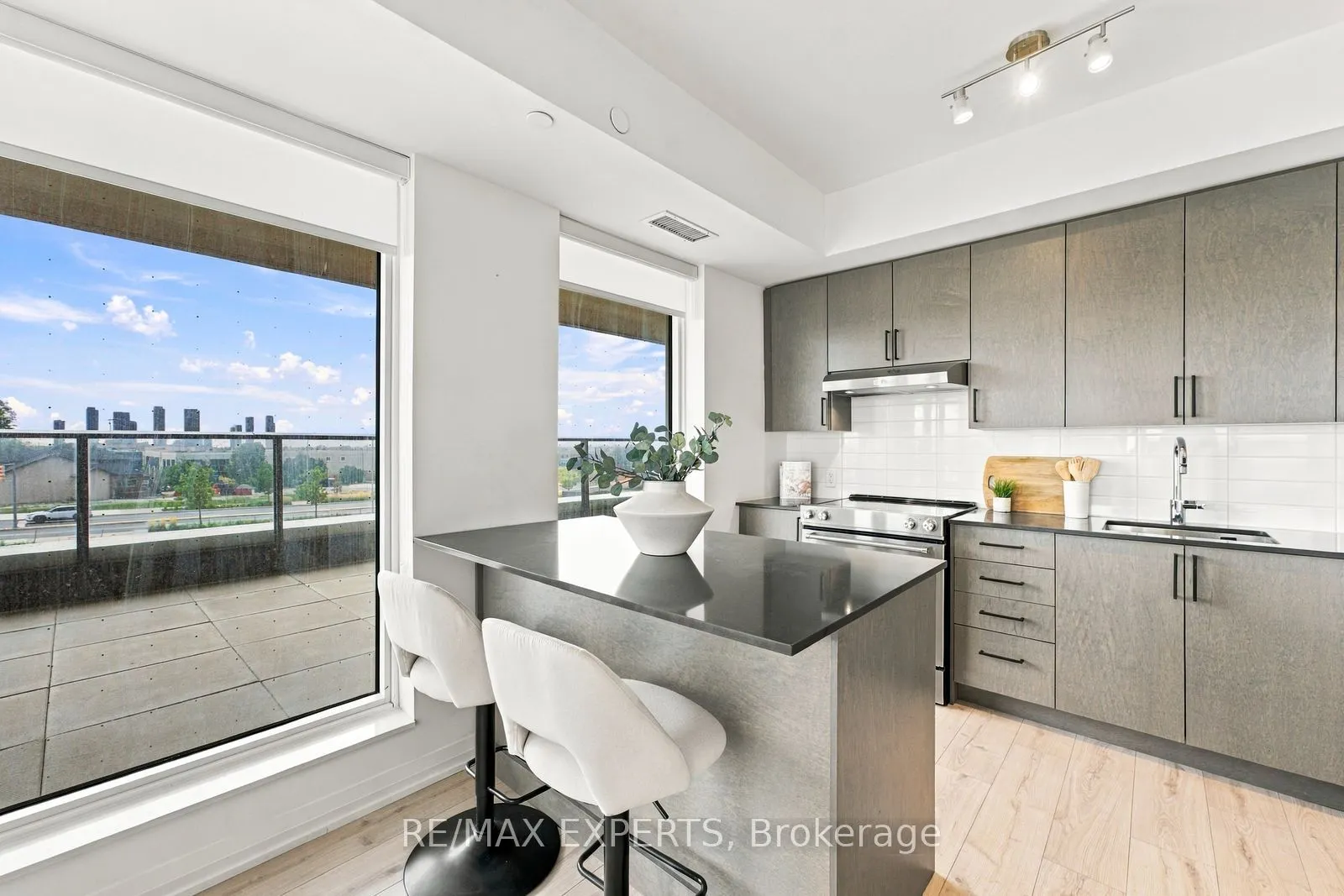 8960 Jane Street #224