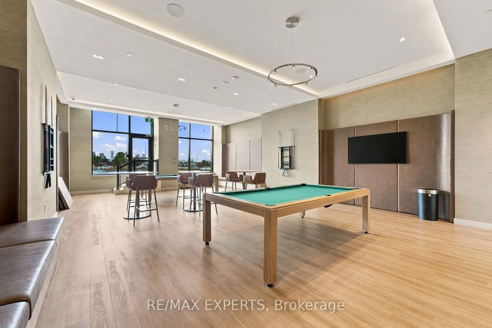 8960 Jane Street #224
