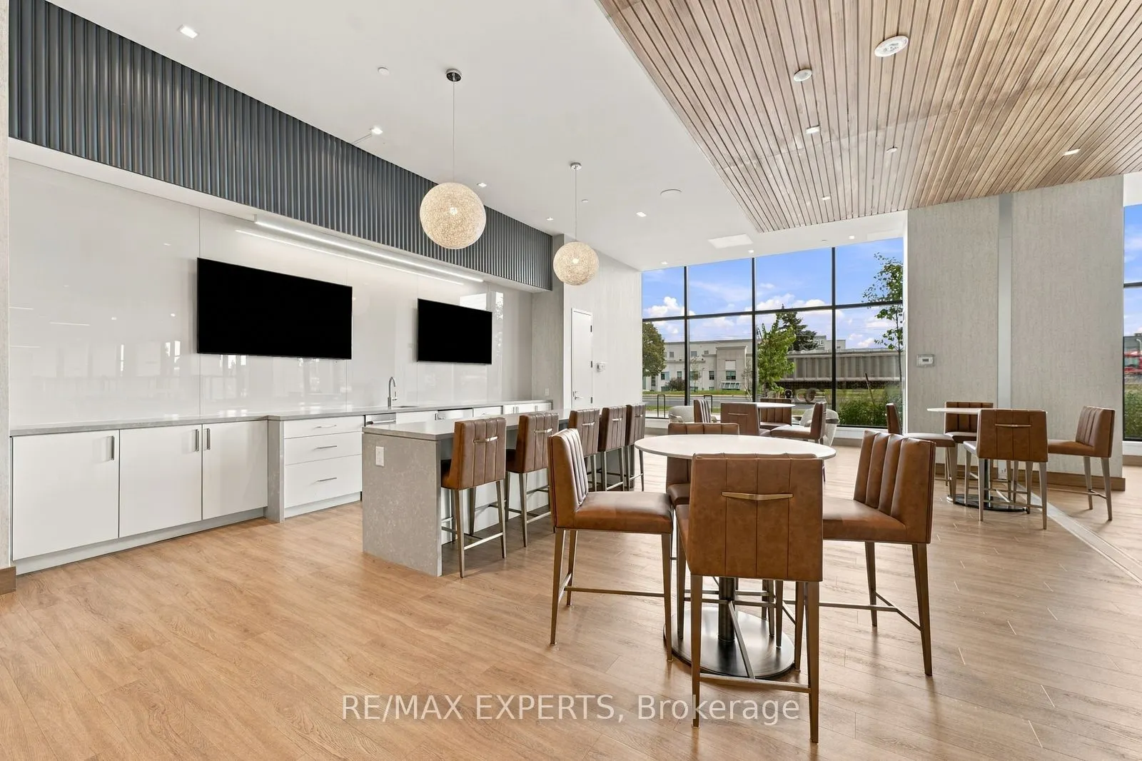 8960 Jane Street #224