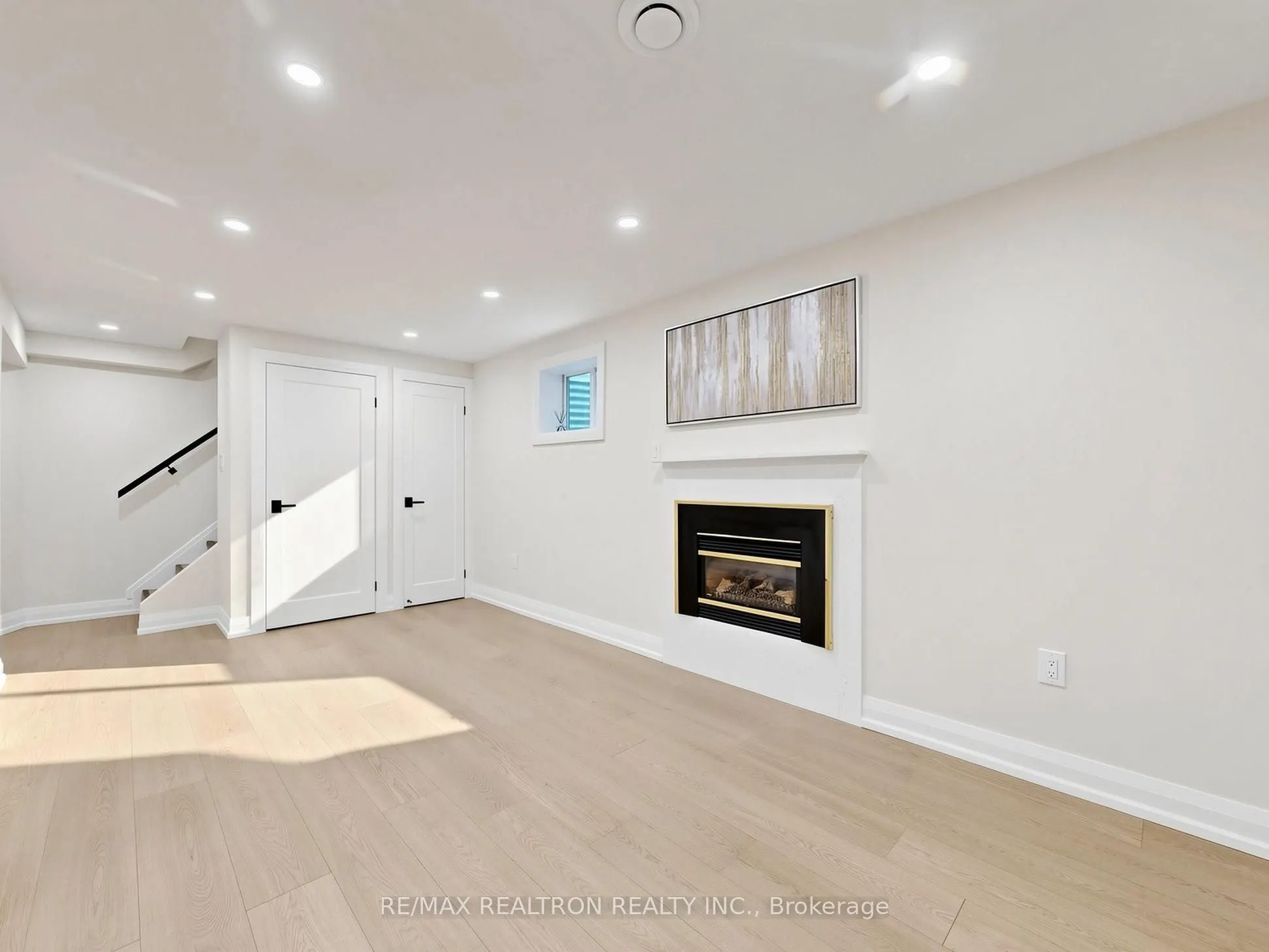 14 Lund Street
