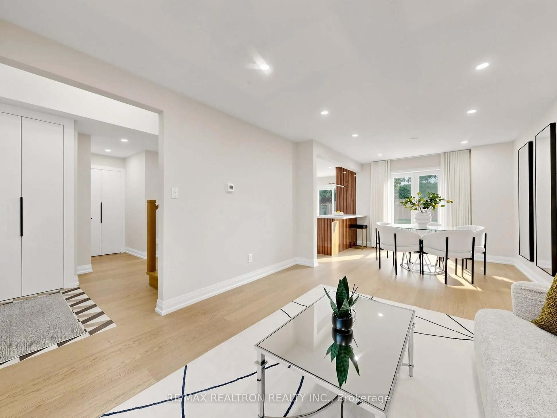14 Lund Street