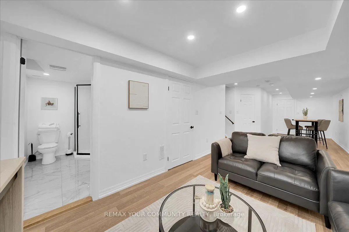 211 Landolfi Way