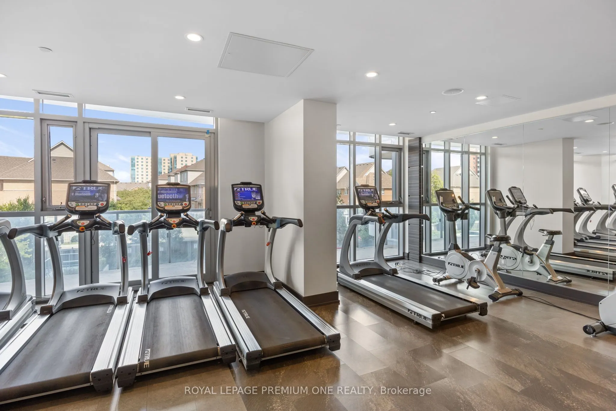 9471 Yonge Street ##1514