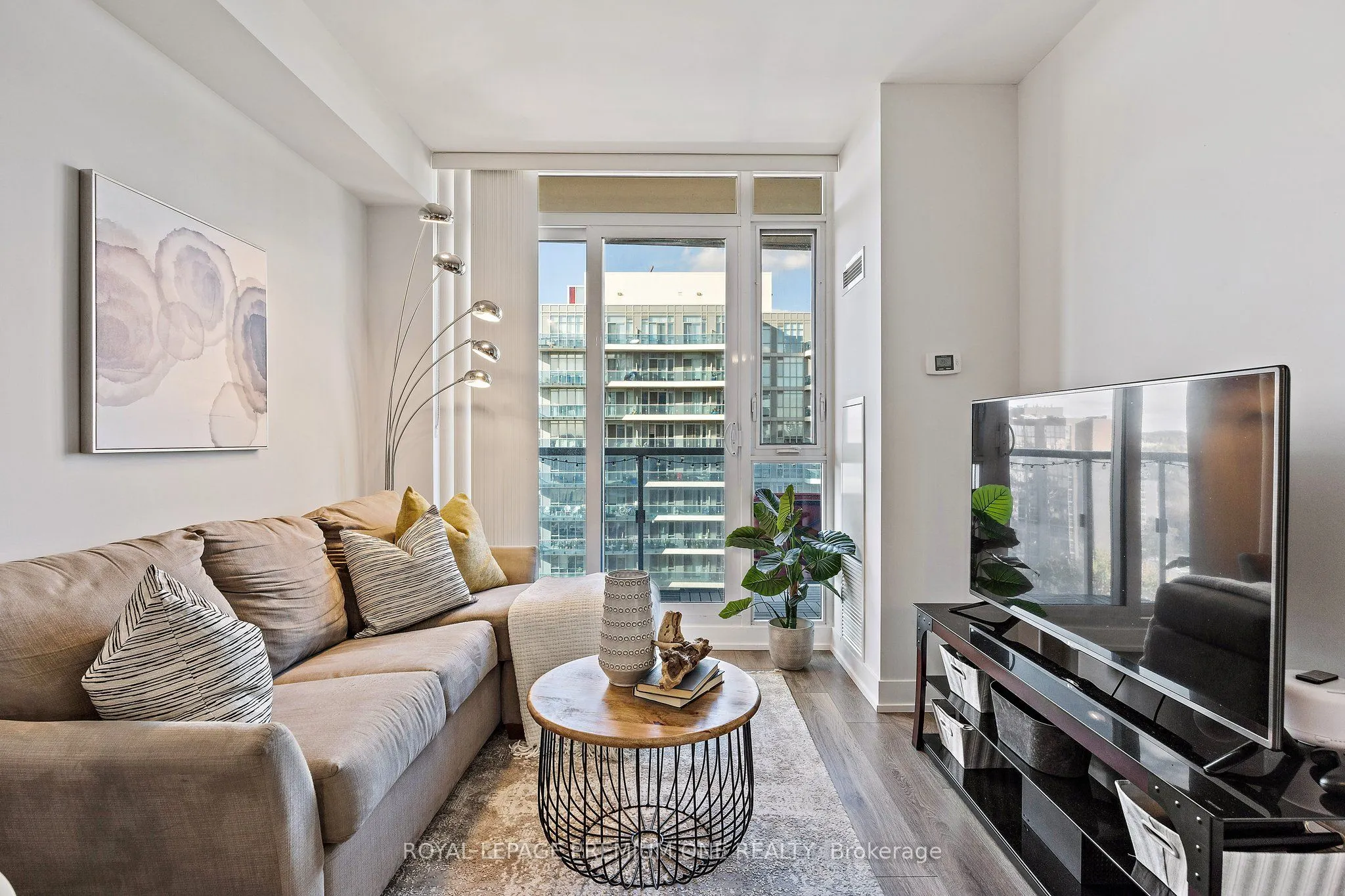 9471 Yonge Street ##1514