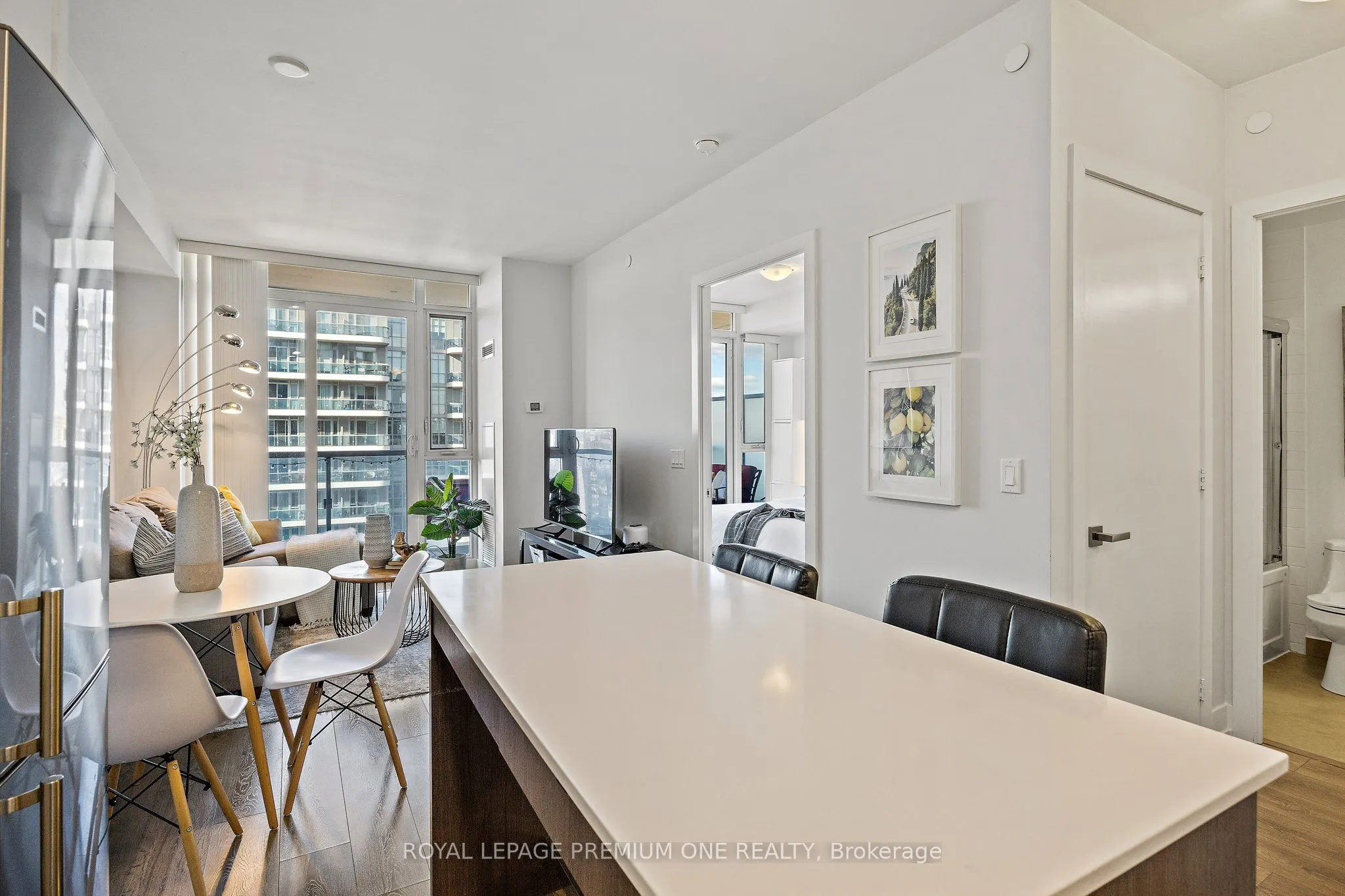 9471 Yonge Street ##1514