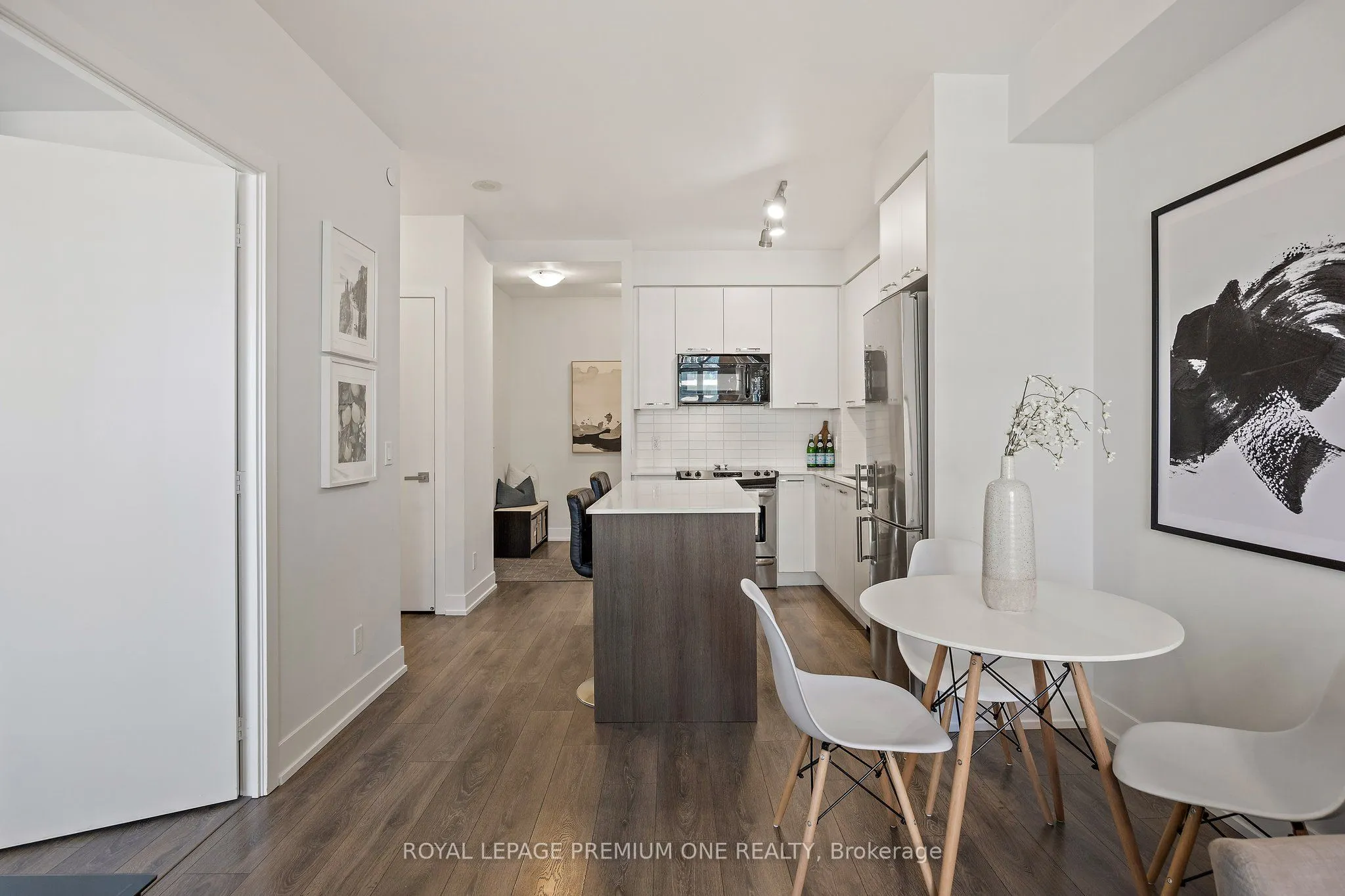 9471 Yonge Street ##1514